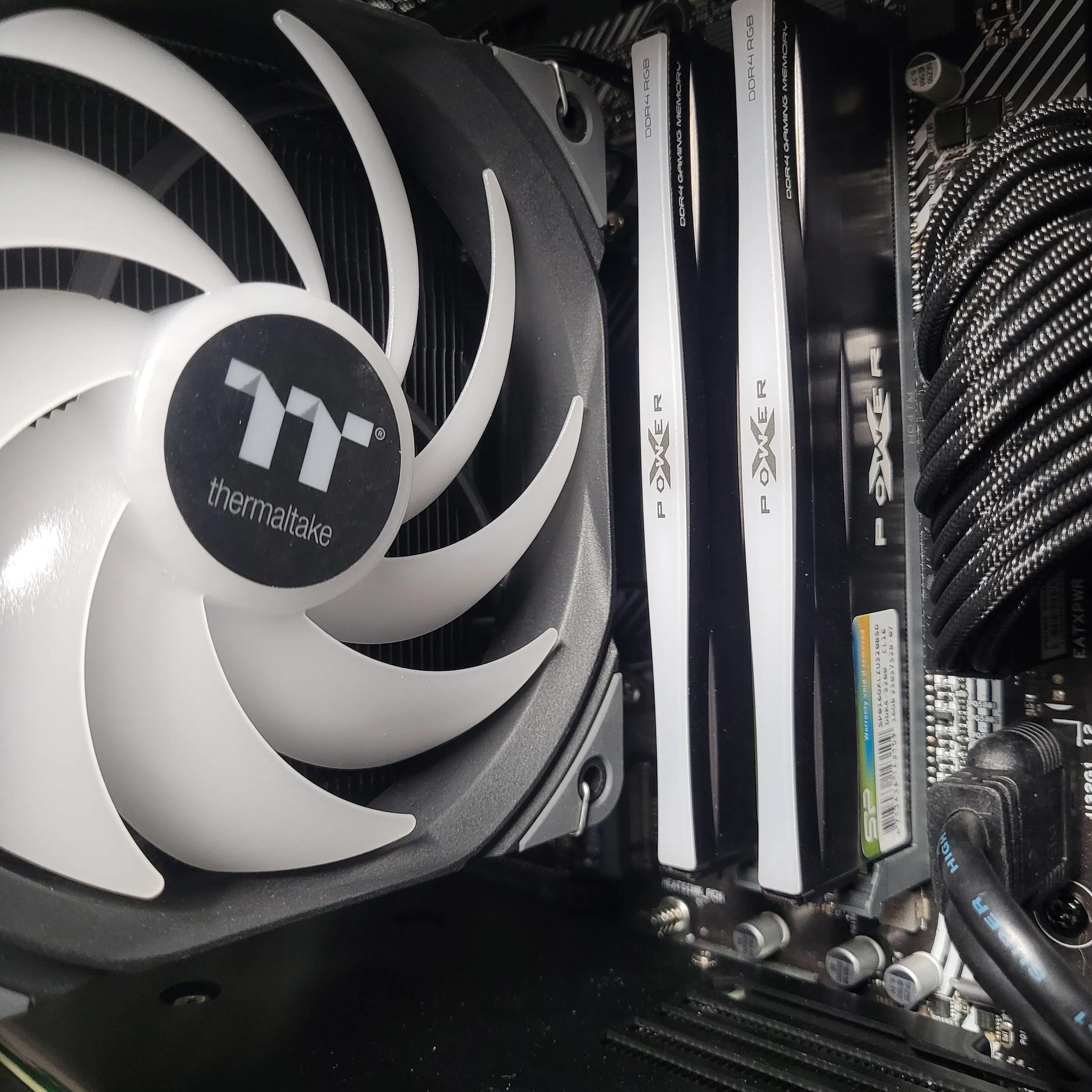 ARGB Midrange Gaming PC // RTX 3070 // Ryzen 5 3600 // 32GB DDR4 // 1TB NVME // WIFI + BT