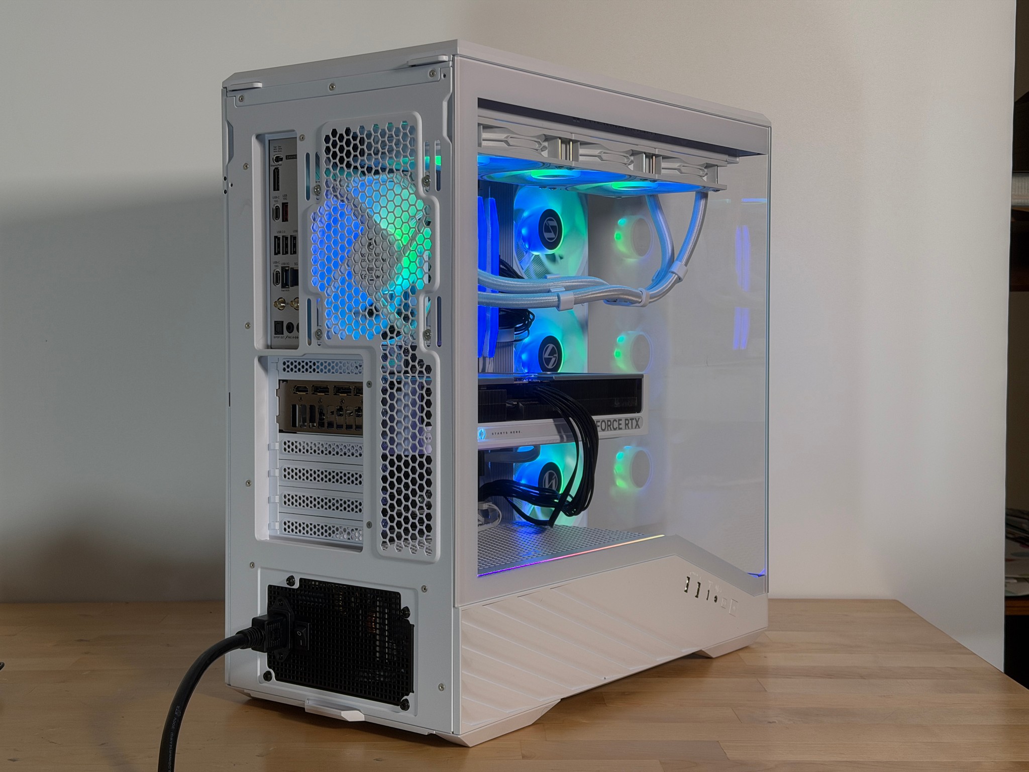 RTX 5070 Ryzen 9 7900x Gaming PC