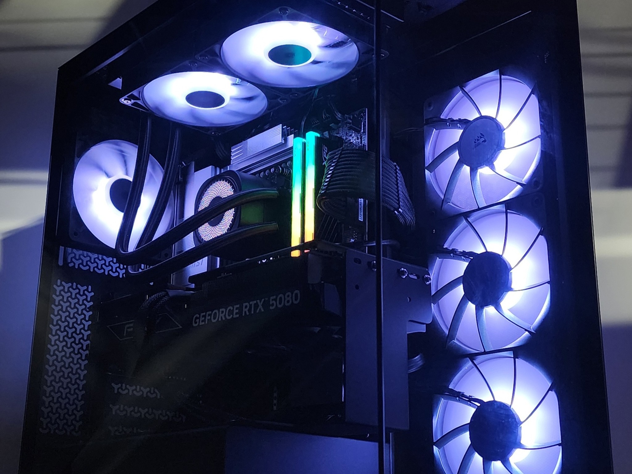 Gaming PC Ryzen 7 9800X3D 32GB RAM 1TB SSD RTX 5080 16GB Windows 11 Computer