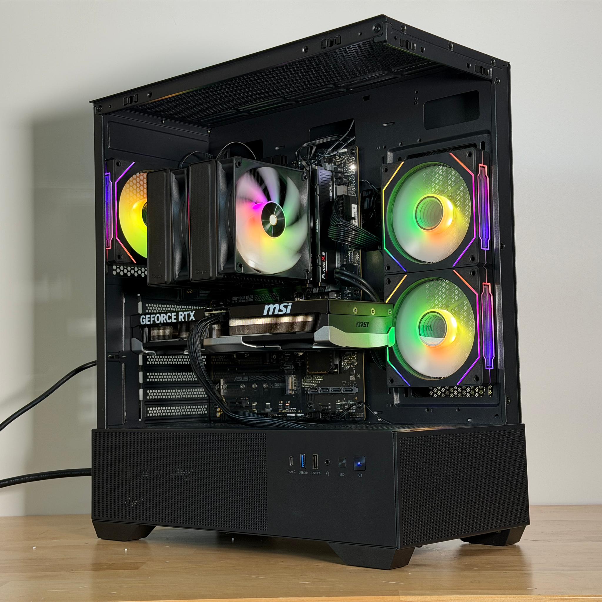 RTX 5070 Ryzen 7 9700x Gaming PC