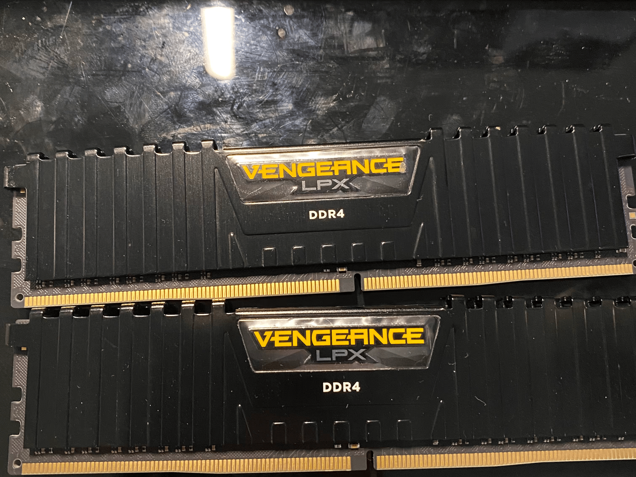 Corsair Vengeance LPX 32 GB (4x8GB) DDR4 3000MHz CL15