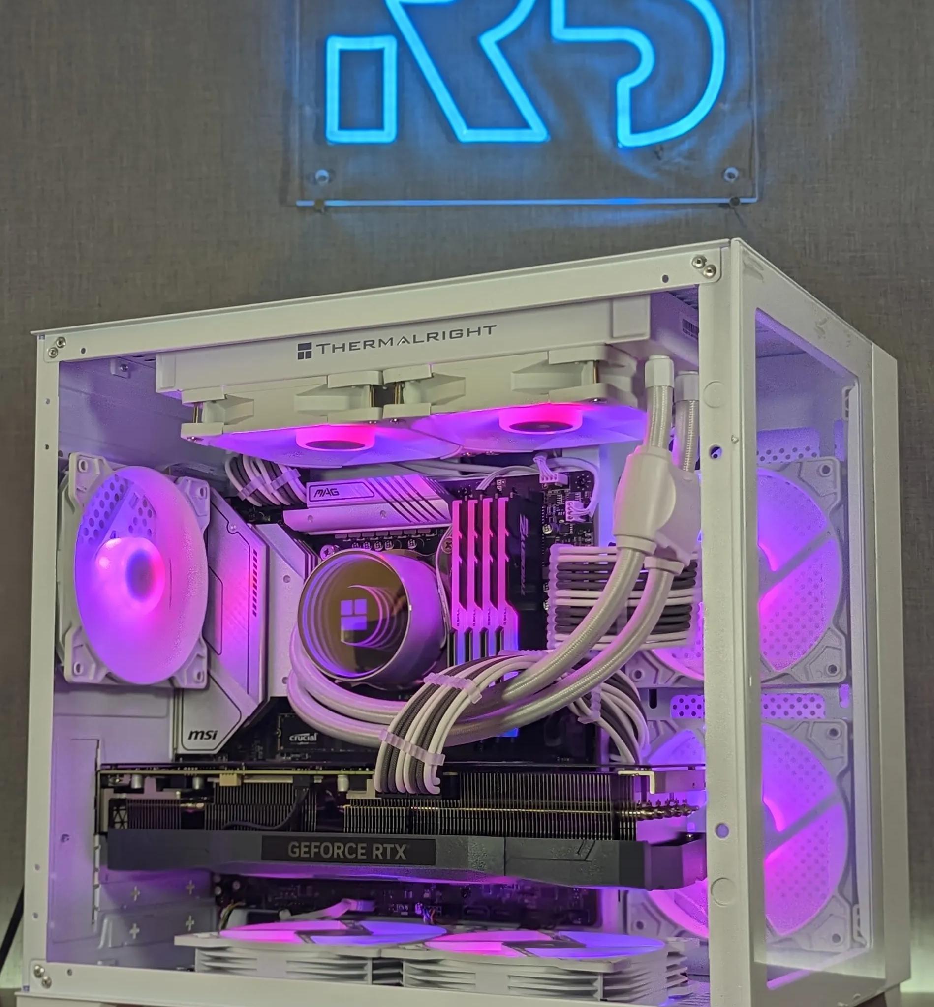 RTX 3070ti // i7 12700K // 32GB 3600Mhz RAM // 2TB NVMe SSD // WiFi