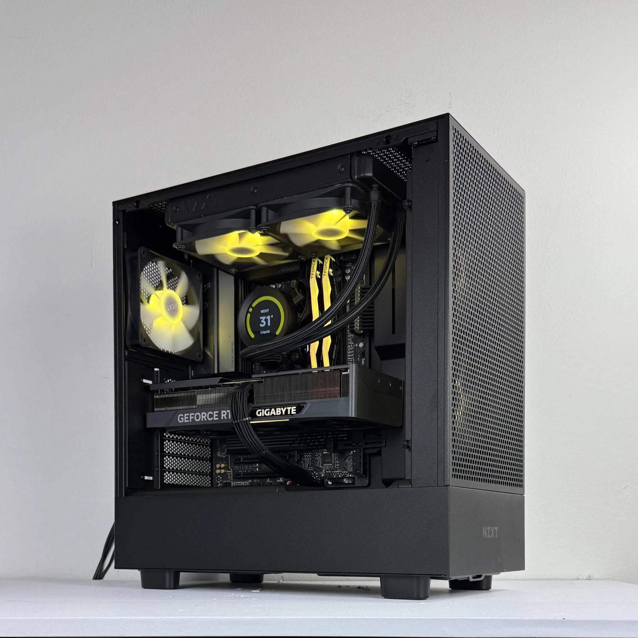 💠Novaflux💠  | 1440p Streaming PC | Ryzen 7 7800X3D | Nvidia RTX 4070 Ti | 32GB DDR5 6000MHz