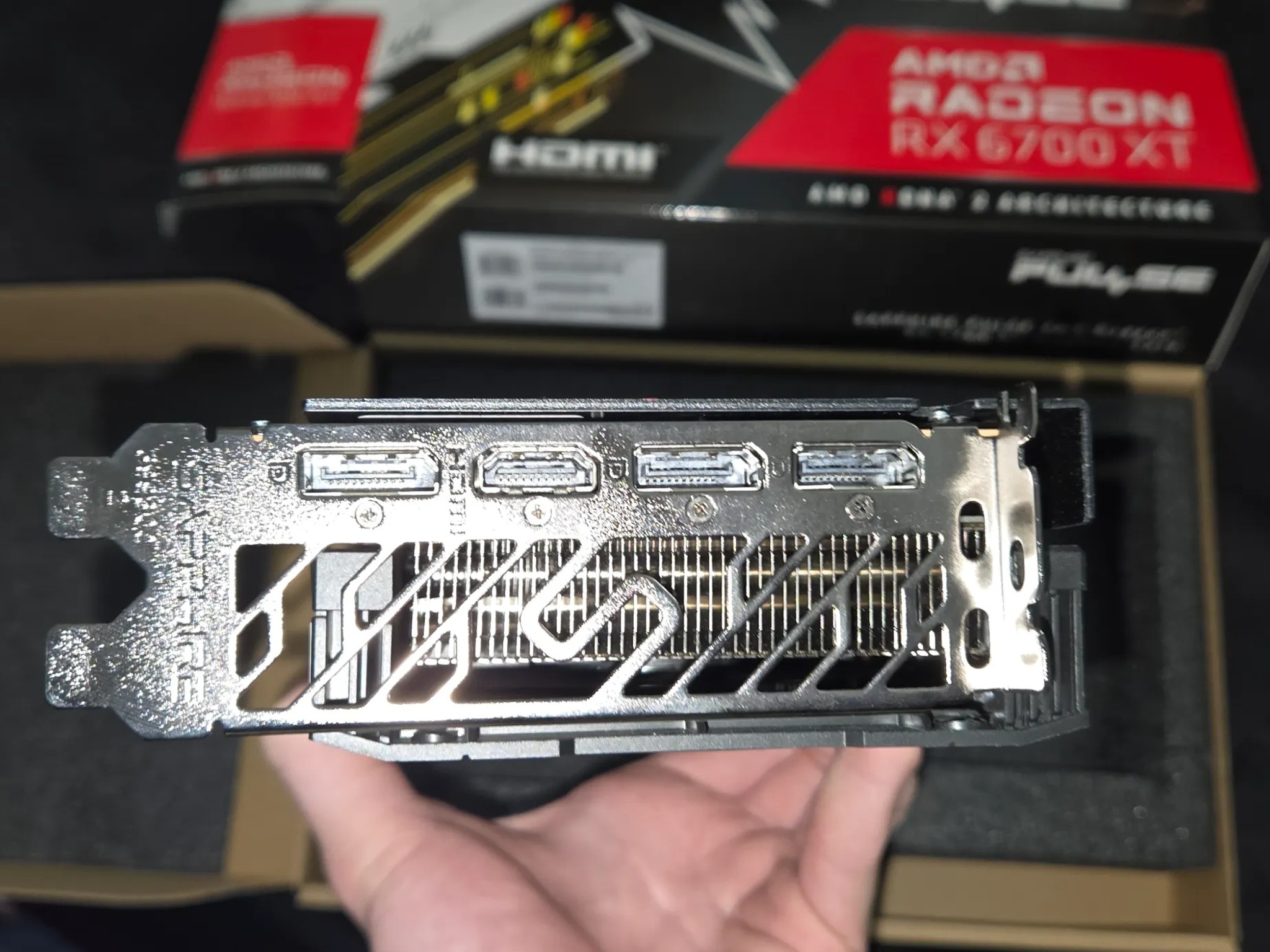 Sapphire pulse 6700xt 12gb