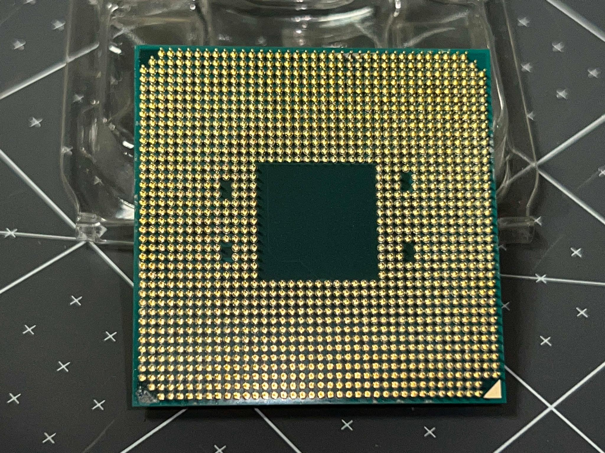 AMD Ryzen 5 1600 3.2 GHz 6-Core / 12 Thread Processor