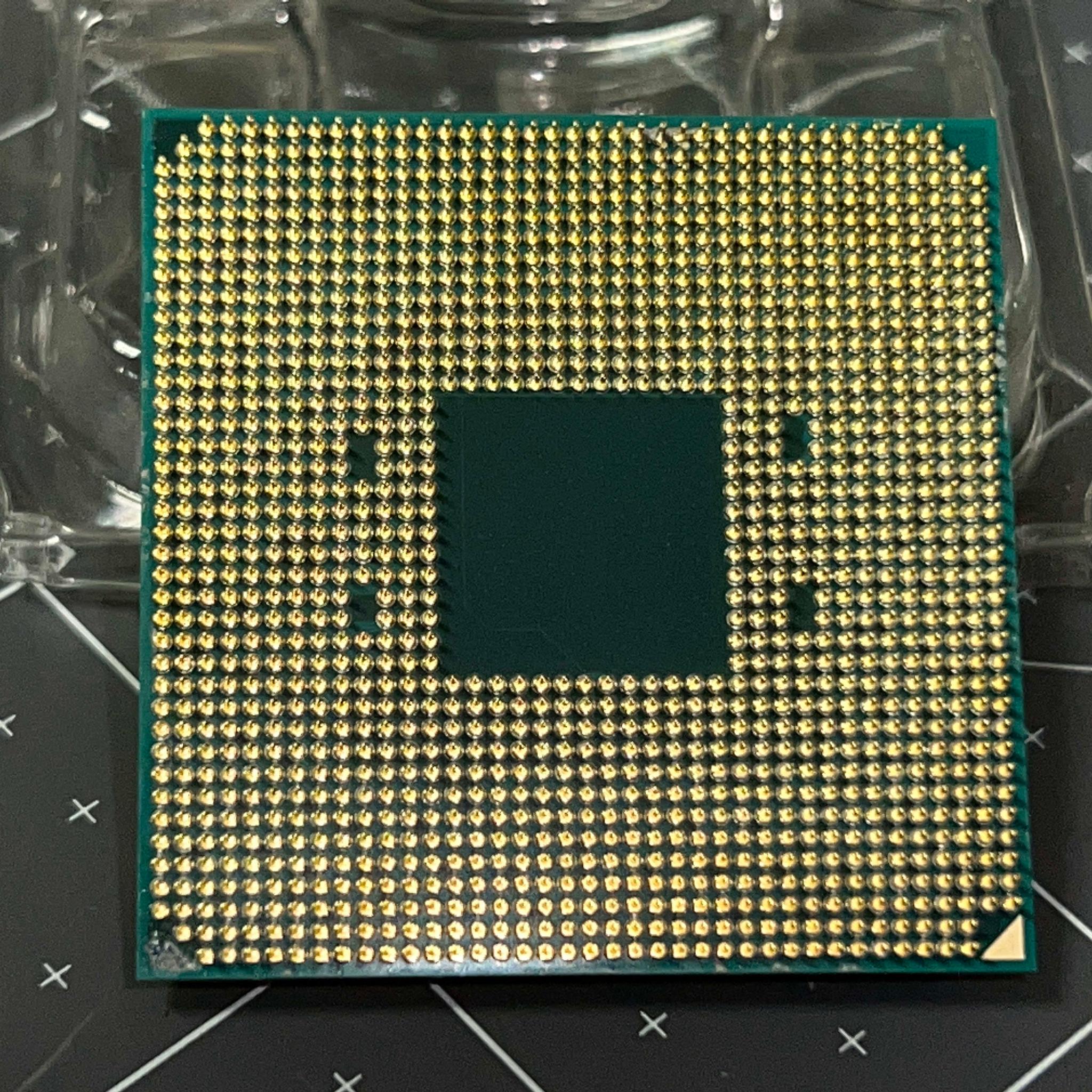 AMD Ryzen 5 1600 3.2 GHz 6-Core / 12 Thread Processor