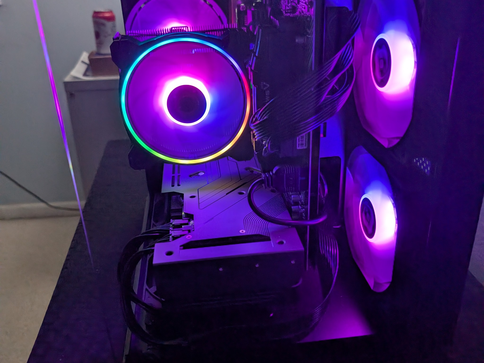 Cube Compact Gaming PC RX 7800XT 16GBvram- Ryzen 7 3700x-16GB DDR4 3200-1 TB NVME Gen 4