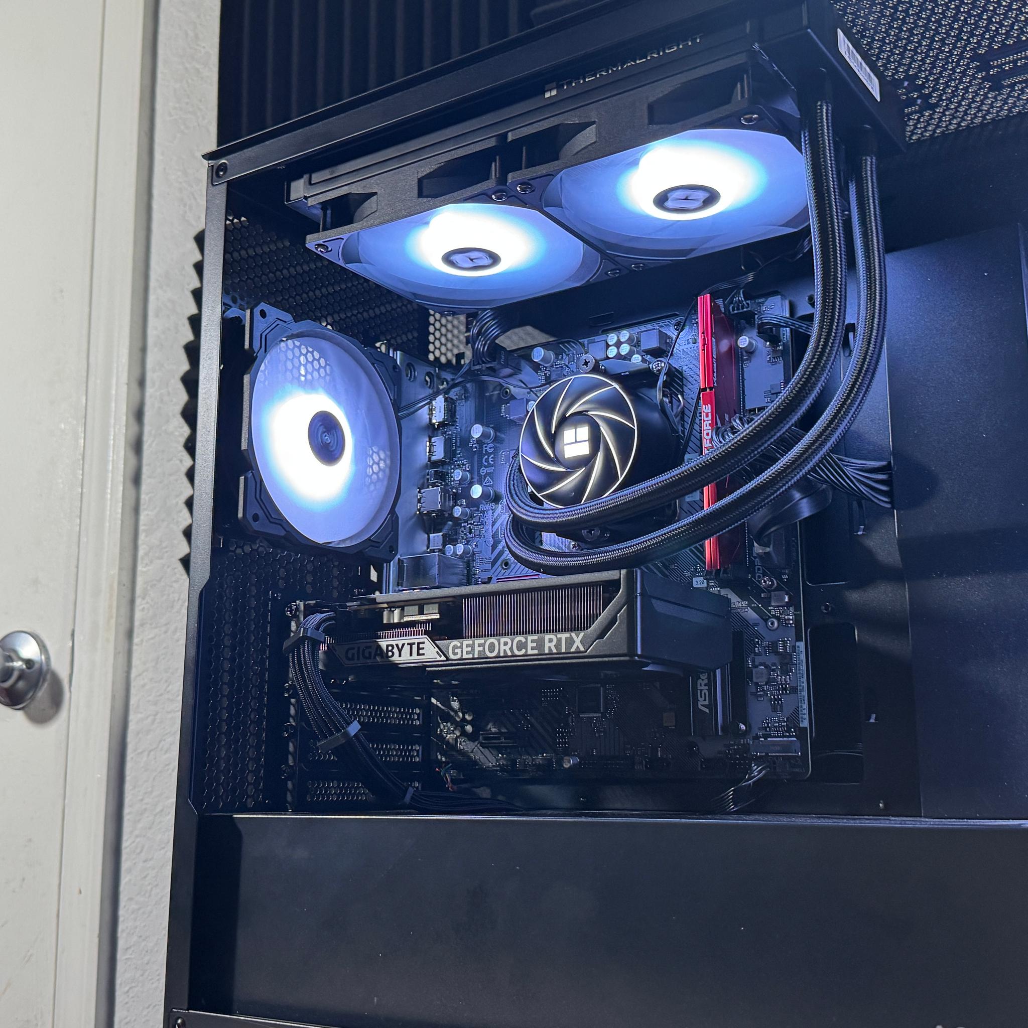 ⚫️ RTX 5060 8GB/Ryzen 5 7600  StreamingGaming PC