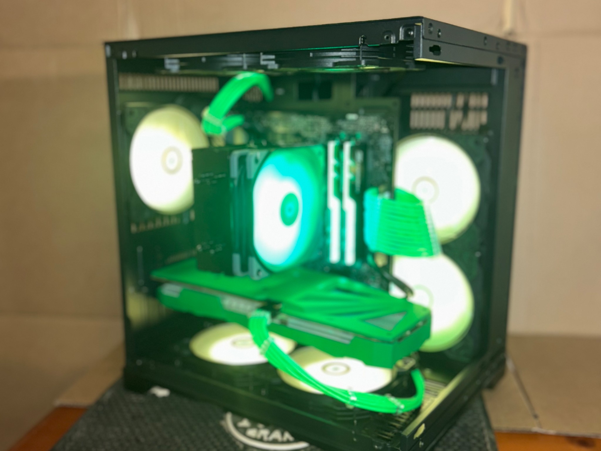 Nvidia RTX 3060 12GB 16 GB RAM Ryzen 5 5600X M.2 1 TB SSD WiFi Gaming PC