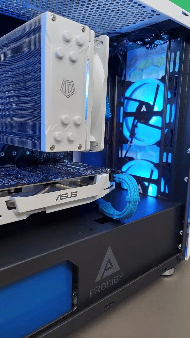 "Blue Ice" Gaming PC - Ryzen 3600, GTX 1070, 16gb RAM