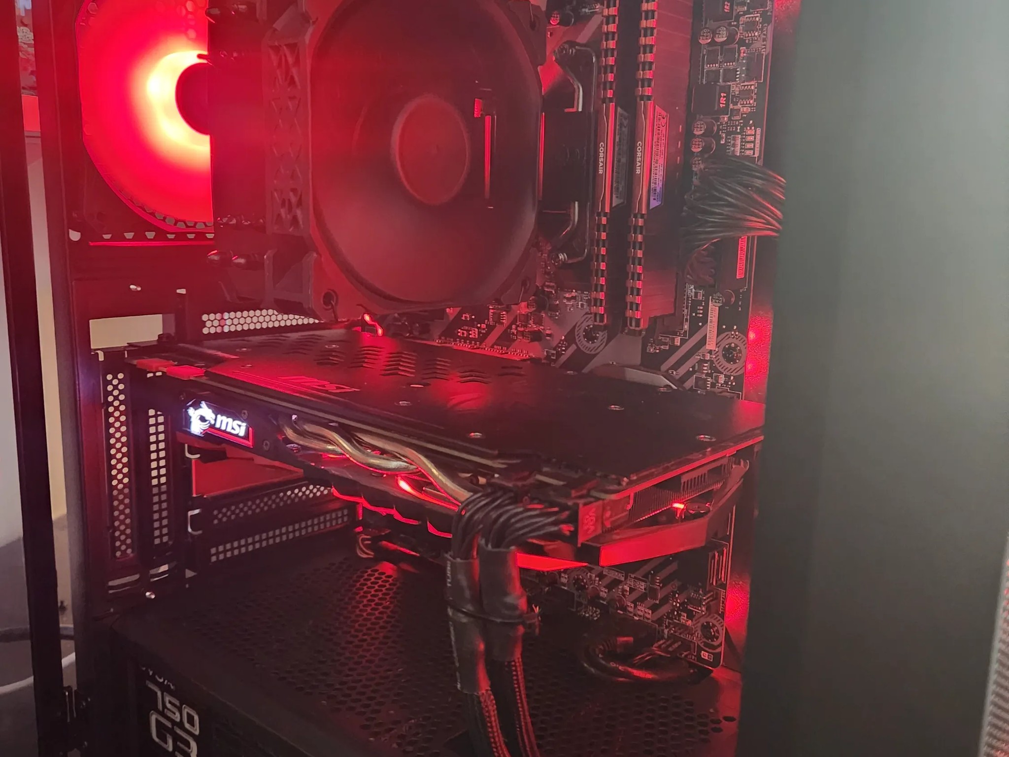 THE RED MONSTER: RTX 1070TI, Ryzen 7 1800X Fantastic value Gaming PC! With benchmarking video