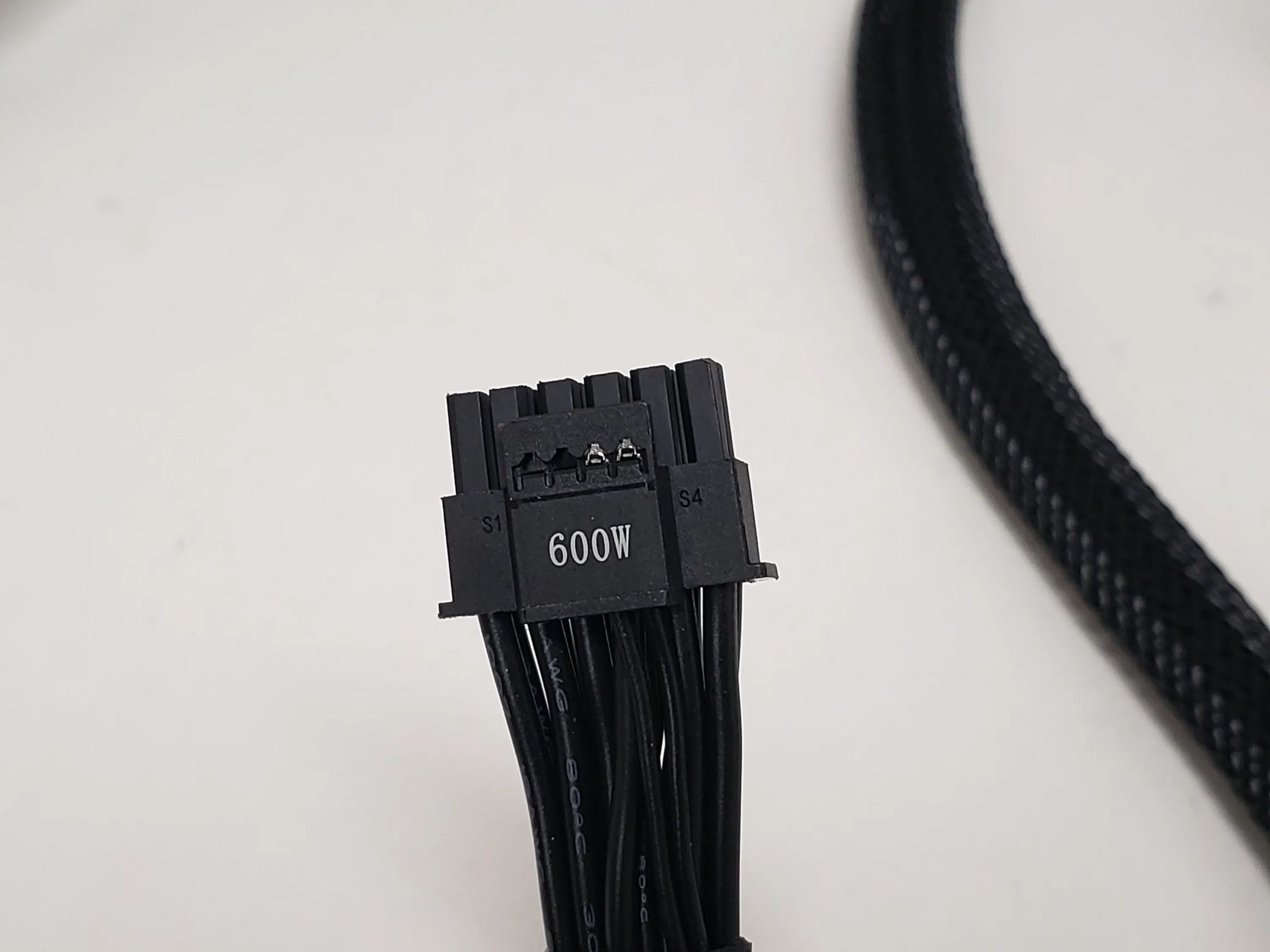 Apevia 850W, 80+G, 600W 12VHPWR, Apevia Prestige Power ATX 3.0/PCIE5.0, ATX power supply