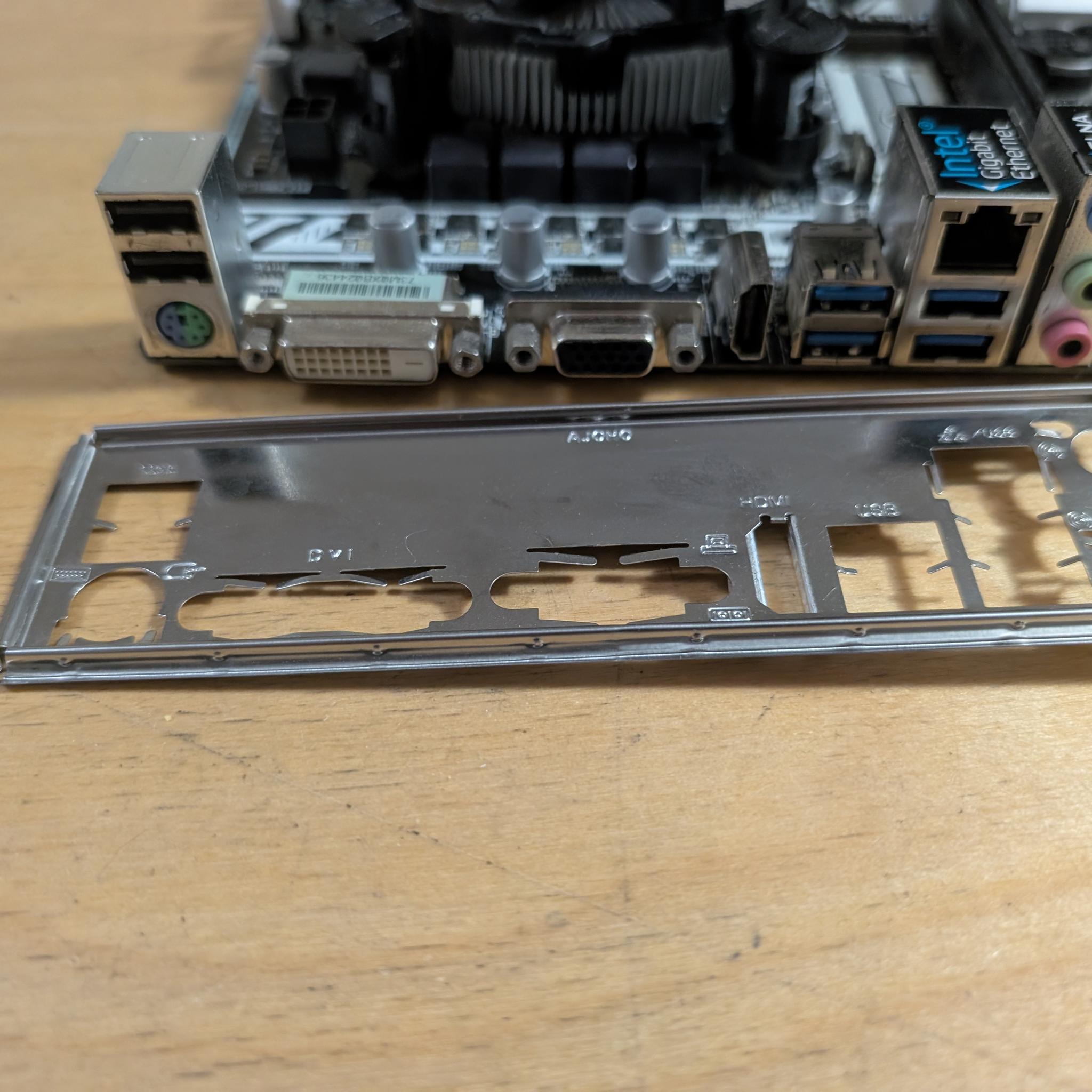 AsRock B250 + Intel Core i7 7700 + Nvidia GTX 1060 3GB