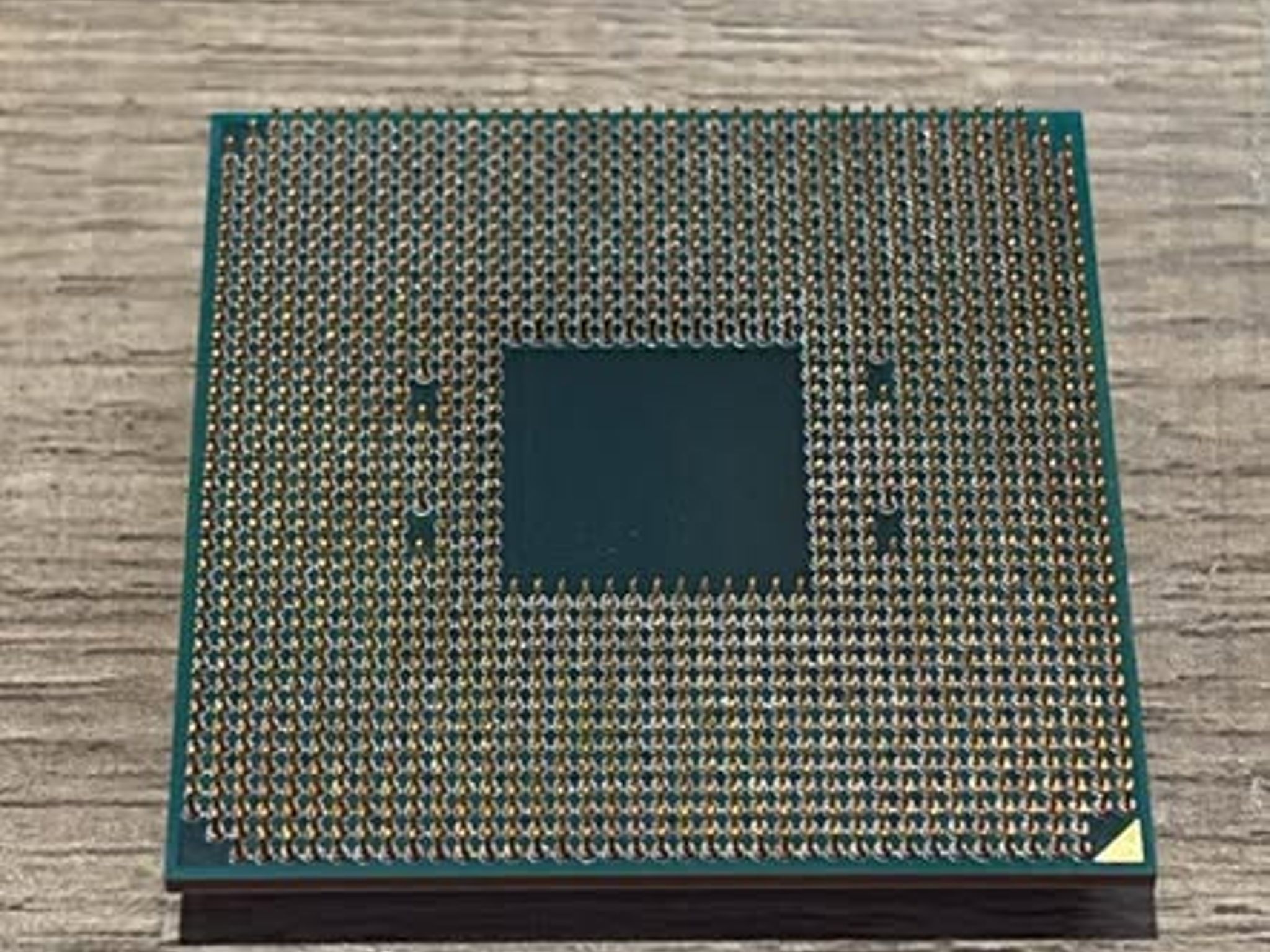 Machinist B450 (AM4), Ryzen 5 2600, Corsair Vengeance 2x8GB