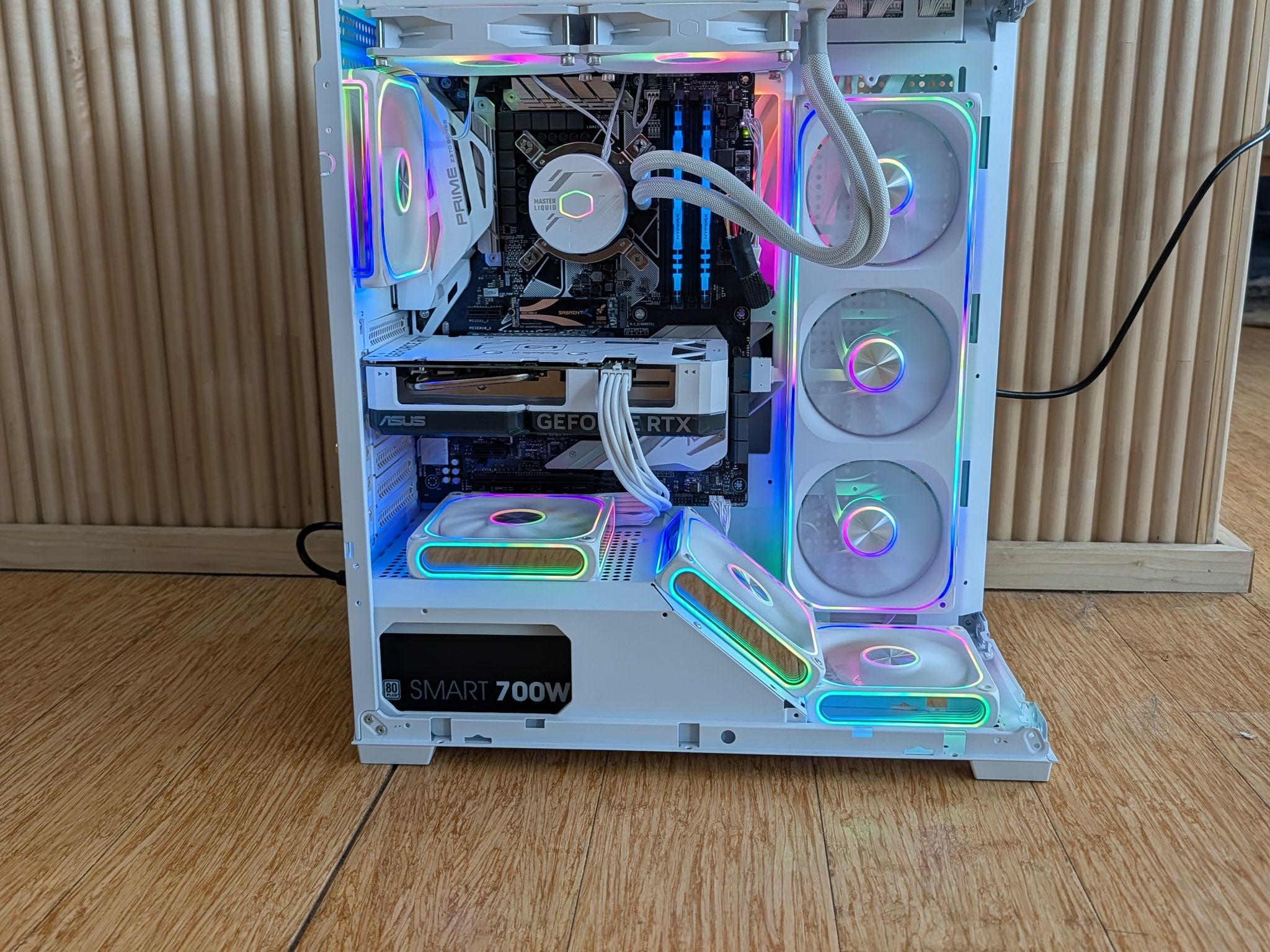 Custom White Gaming PC | RTX 4060 | I7 8086K | 16GB | 500GB |