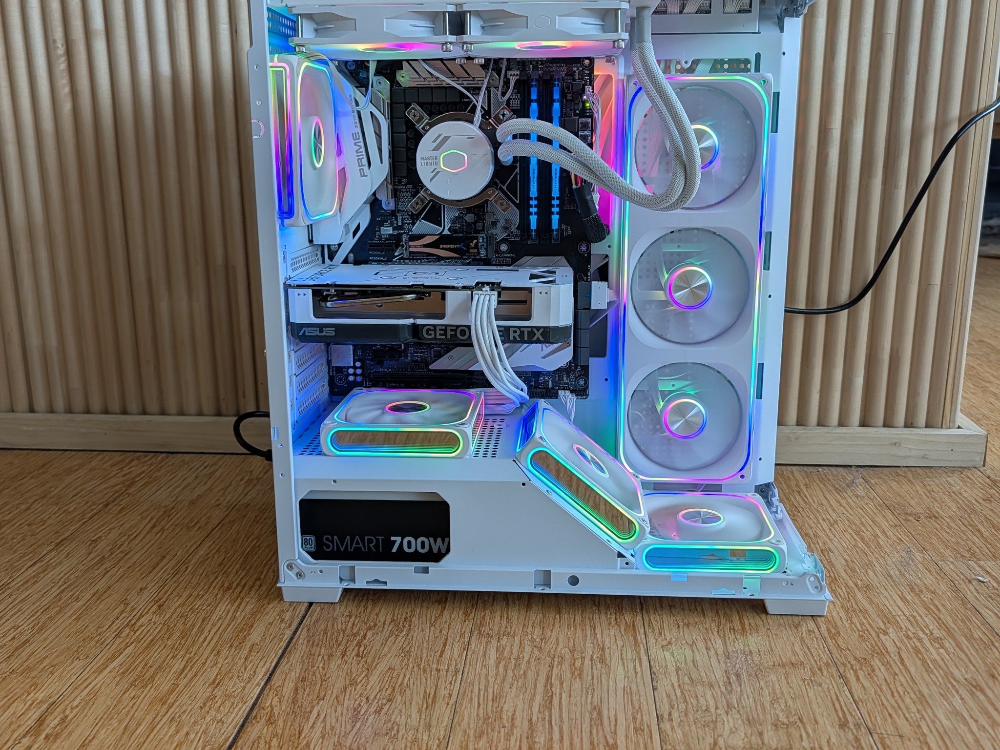 Custom White Gaming PC | RTX 4060 | I7 8086K | 16GB | 500GB |