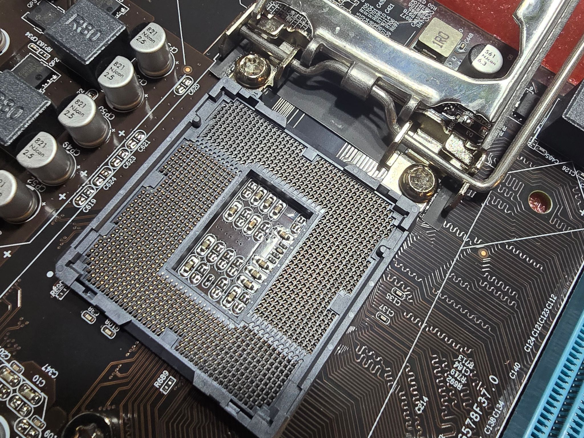 1155 Motherboard DDR3 M.2 NVMe NGFF LGA 1155 CPU Slot Micro ATX Motherboard with 3 Phase Power HD