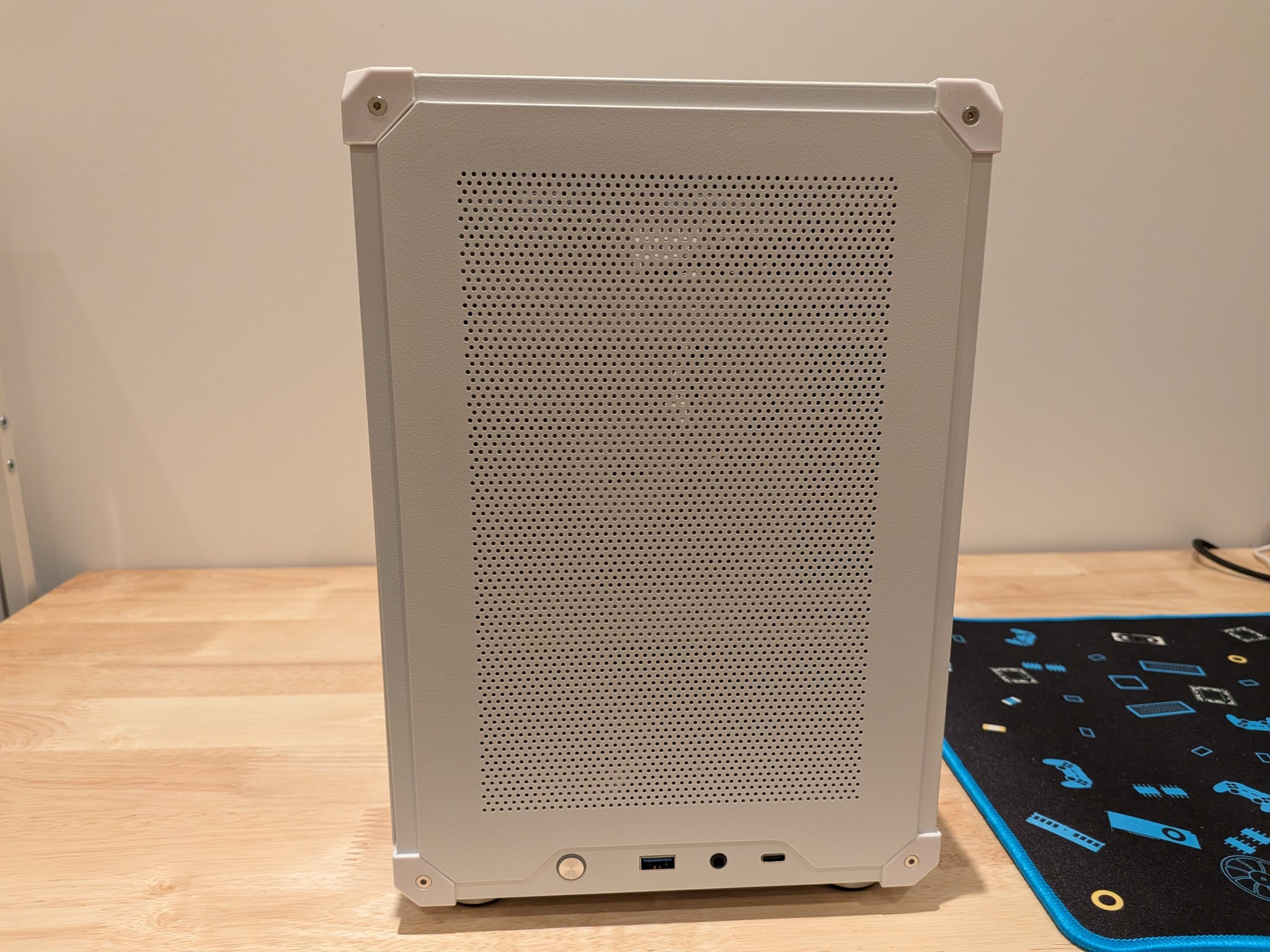 1080p Sakura - RTX 4060, Ryzen 5 5500, 16 GB DDR4 RAM, 1 TB NVME, RGB