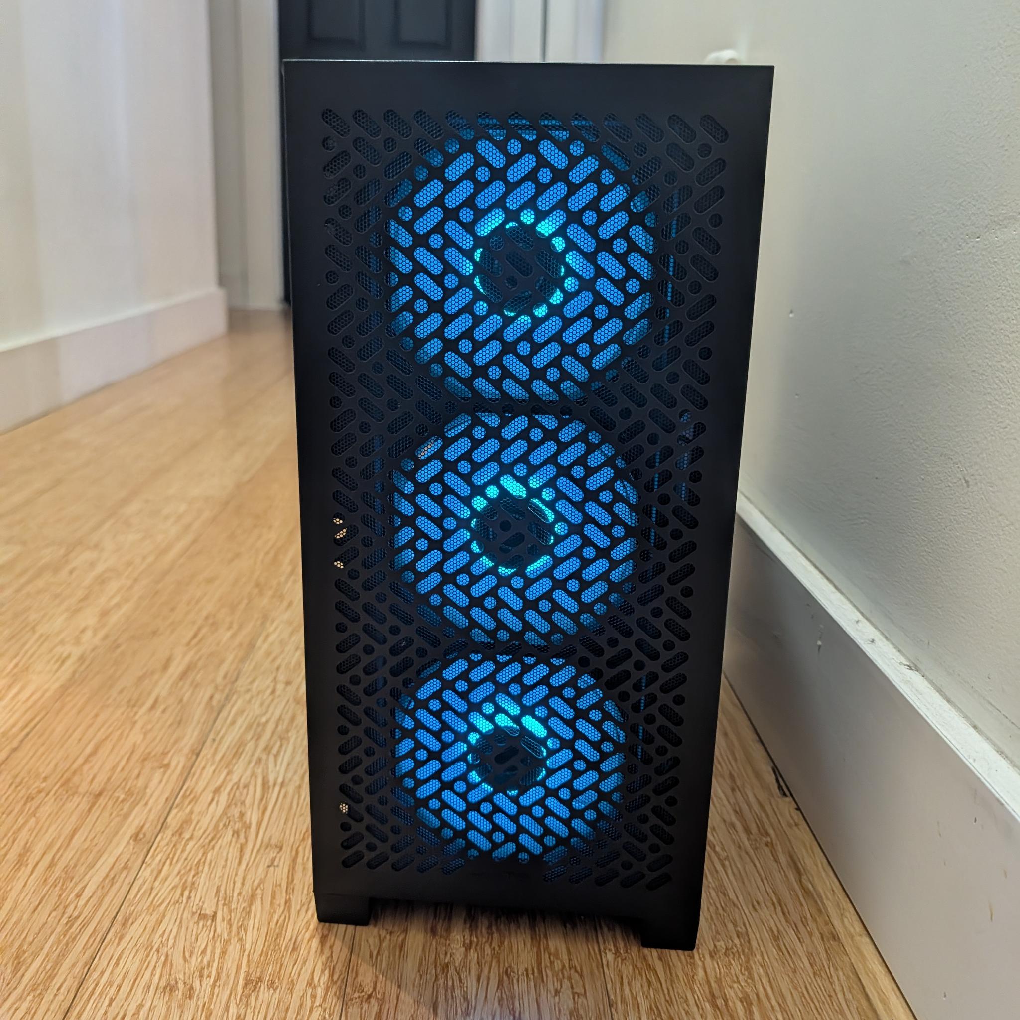 Custom Value Gaming PC | I7 6700 | RX 580 8GB | 16GB | 1.1 TB NVME/HDD | Cooler master case |