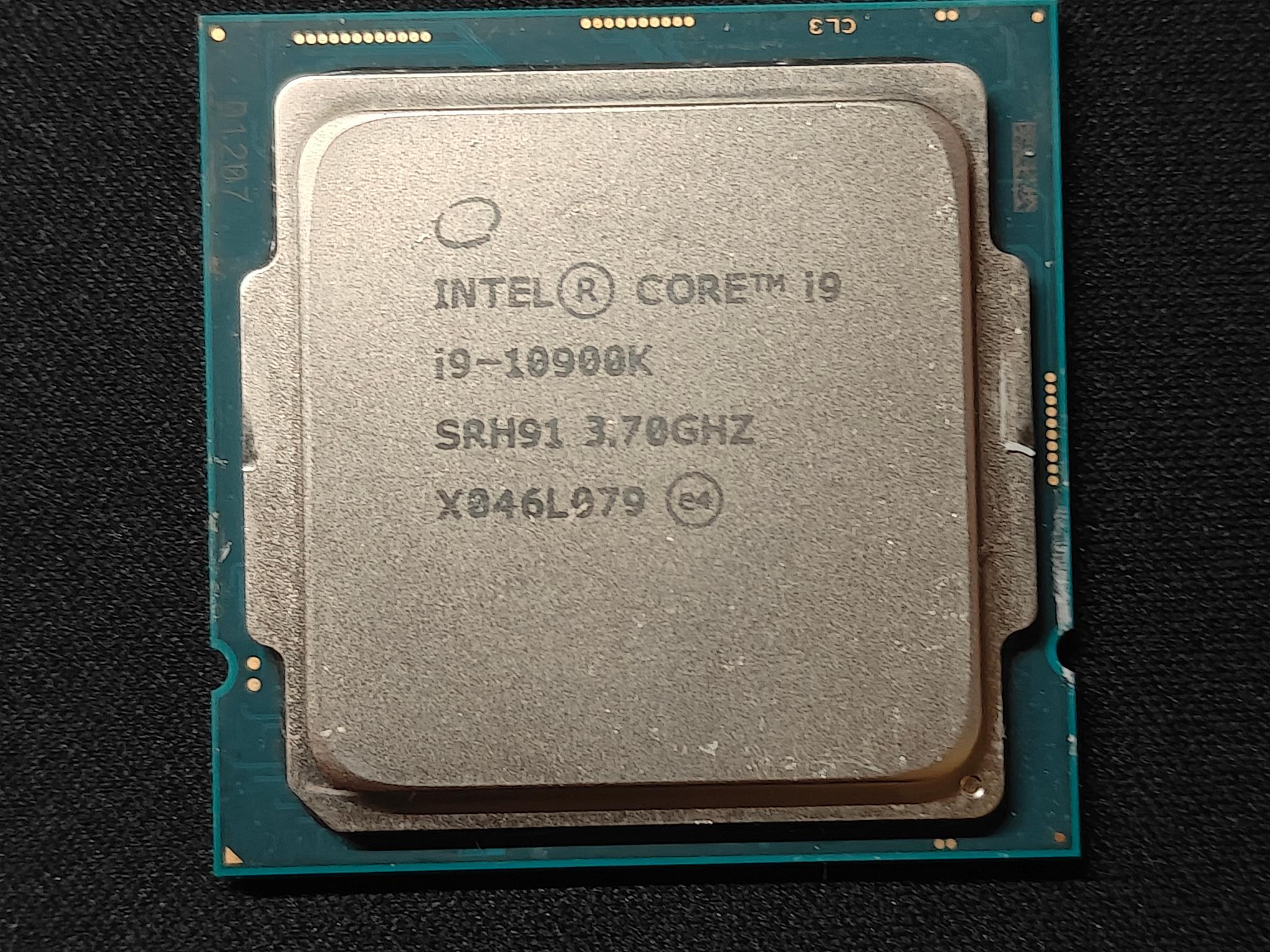 Intel Core i9-10900K, 10-core 20-thread LGA1200 CPU