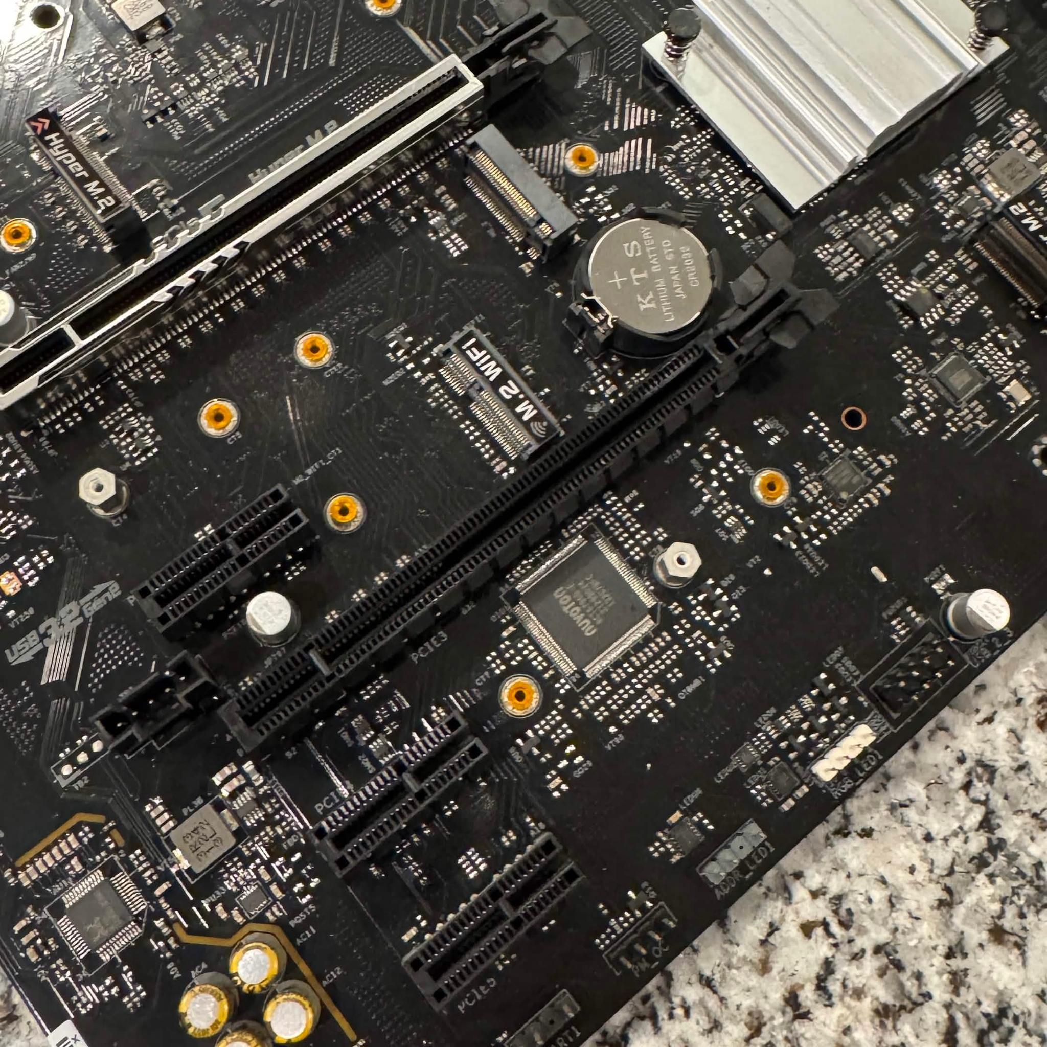ASRock Z690 Phantom Gaming 4 (DDR4)