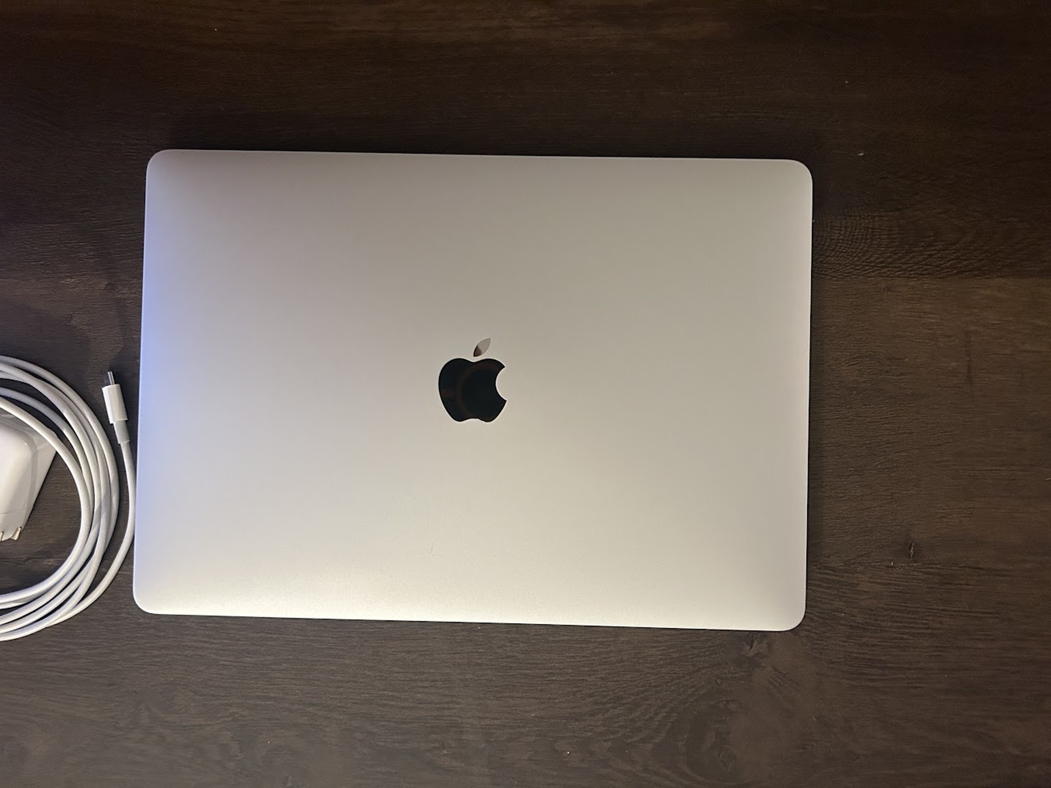 Macbook Air M1 13 in Silver, 8GB RAM, SSd 256GB