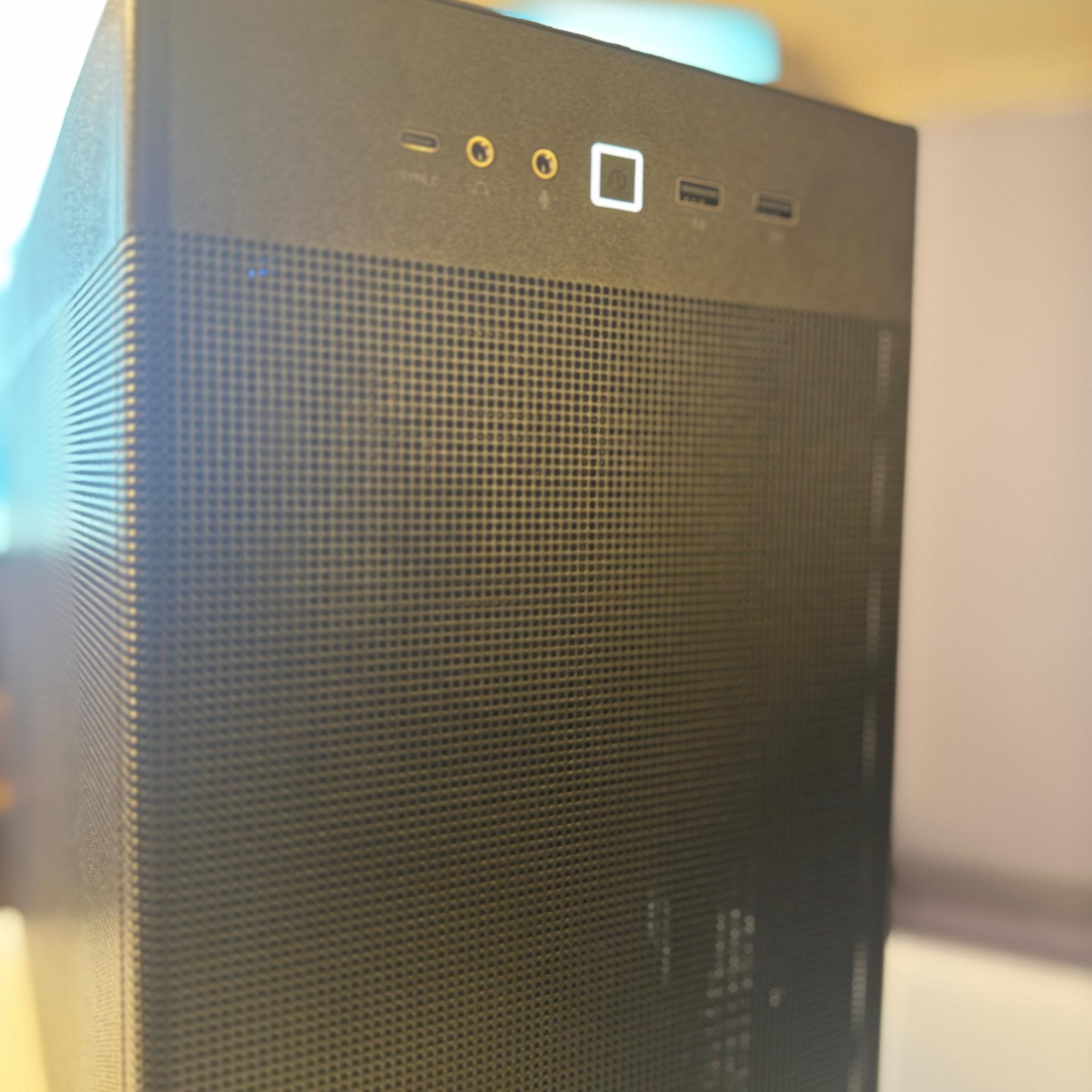 ▪️RX 6600XT | i5 12400 | 1TB SSD | 16GB DDR4