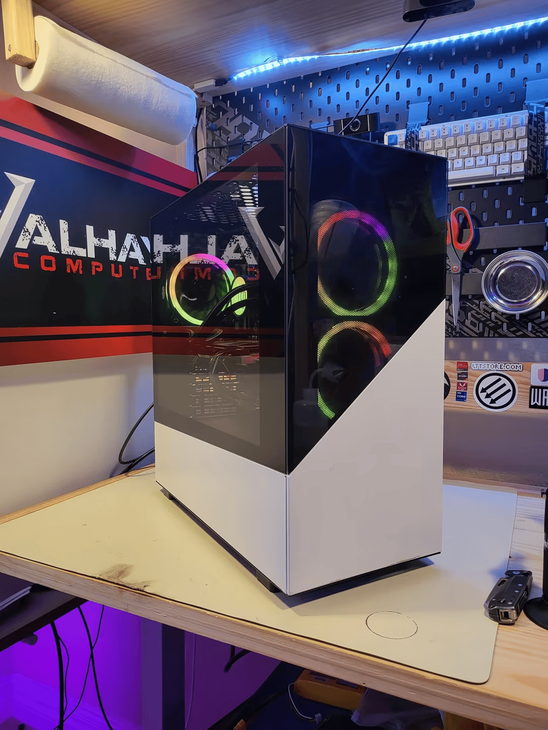 AMD Ryzen 7 3700x (8 core), RX 5700xt, Liquid / water cooled, 16 gigs of ram HW banned in fortnite