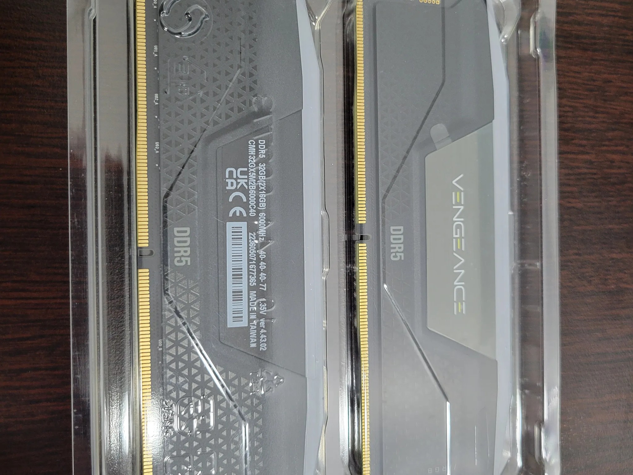 Corsair Vengeance ddr5 32 gb kit 16GB x2 6000 mhz led