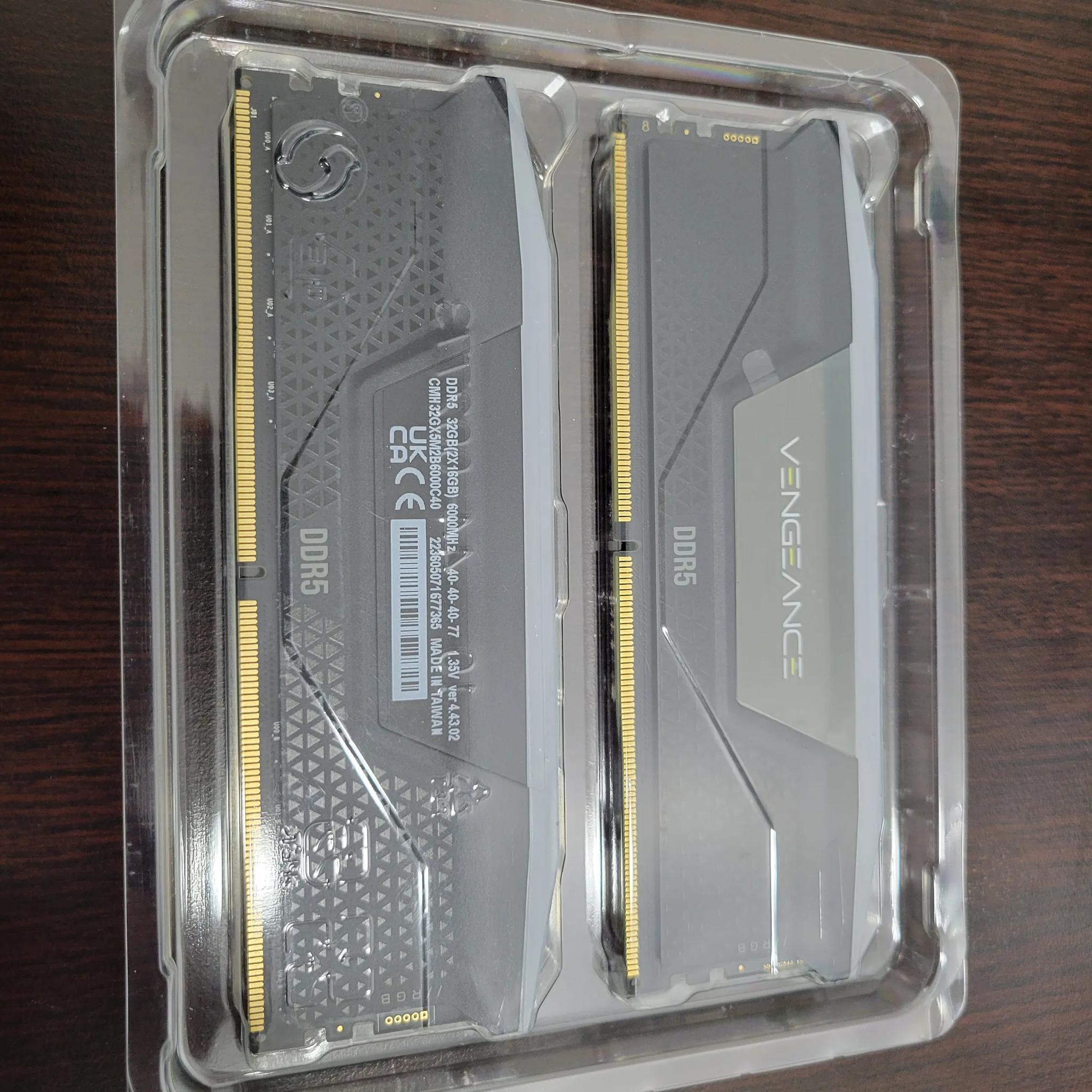 Corsair Vengeance ddr5 32 gb kit 16GB x2 6000 mhz led