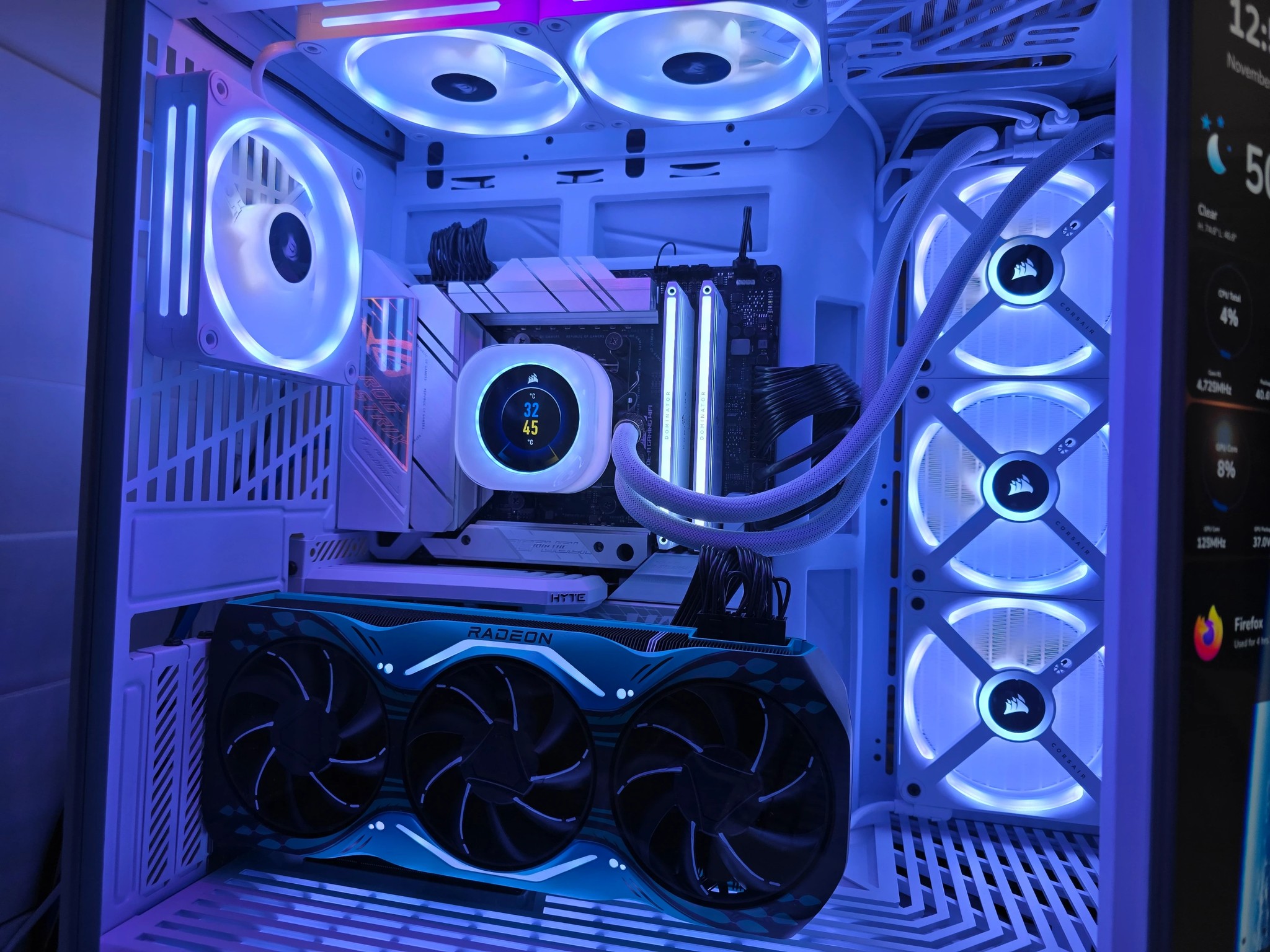 HYTE Y70 4K TOUCH SCREEN LCD FULL WHITE AMD BUILD