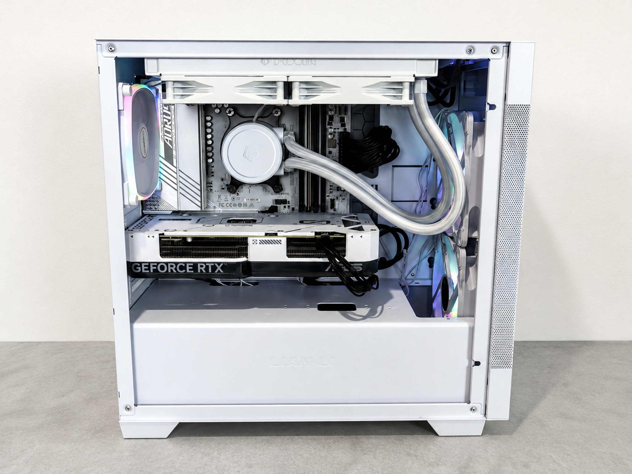 7600X | 4070 OC | 16GB DDR5 | 1TB 1080P/1440P White Build