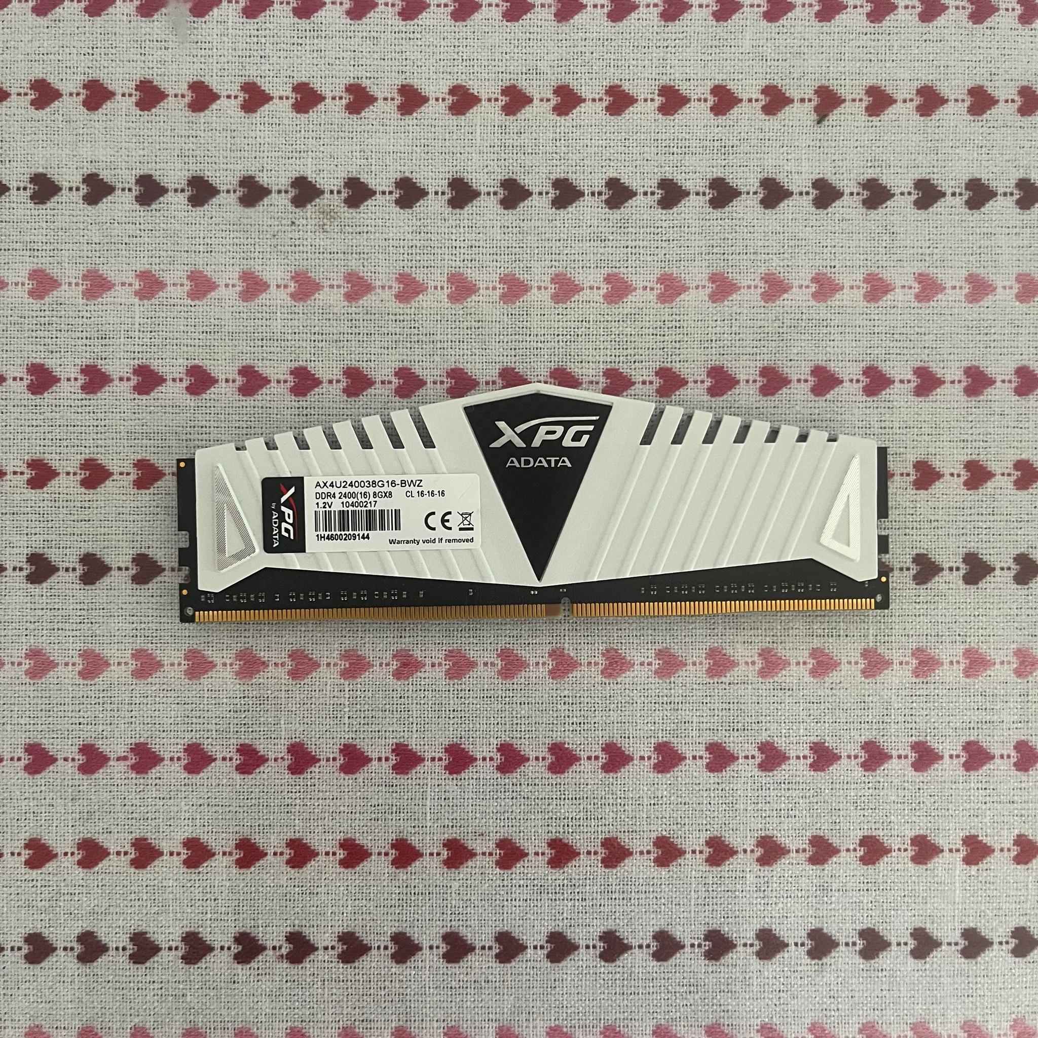 XPG ADATA White 1X8GB 2666MHZ DDR4