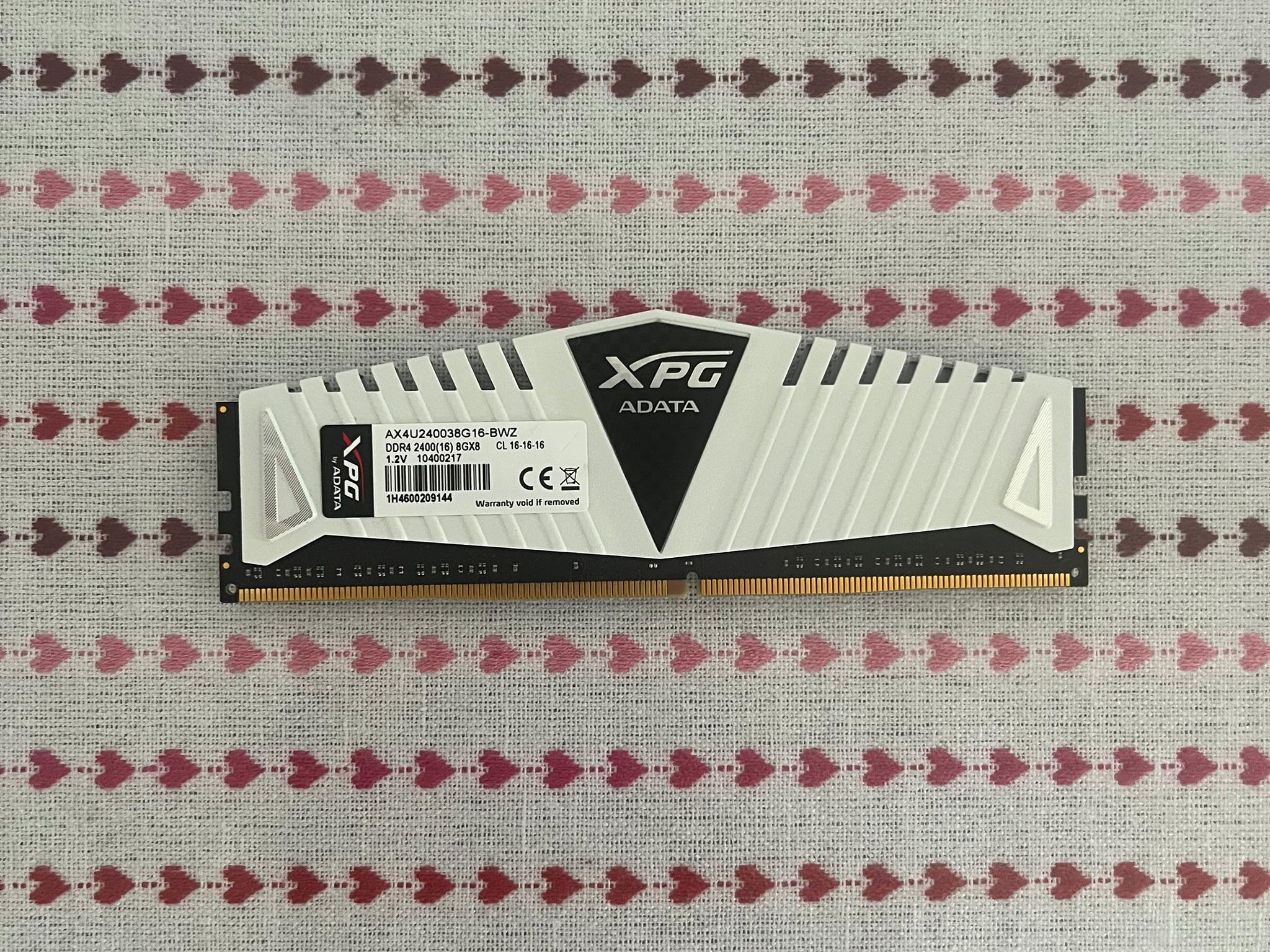XPG ADATA White 1X8GB 2666MHZ DDR4