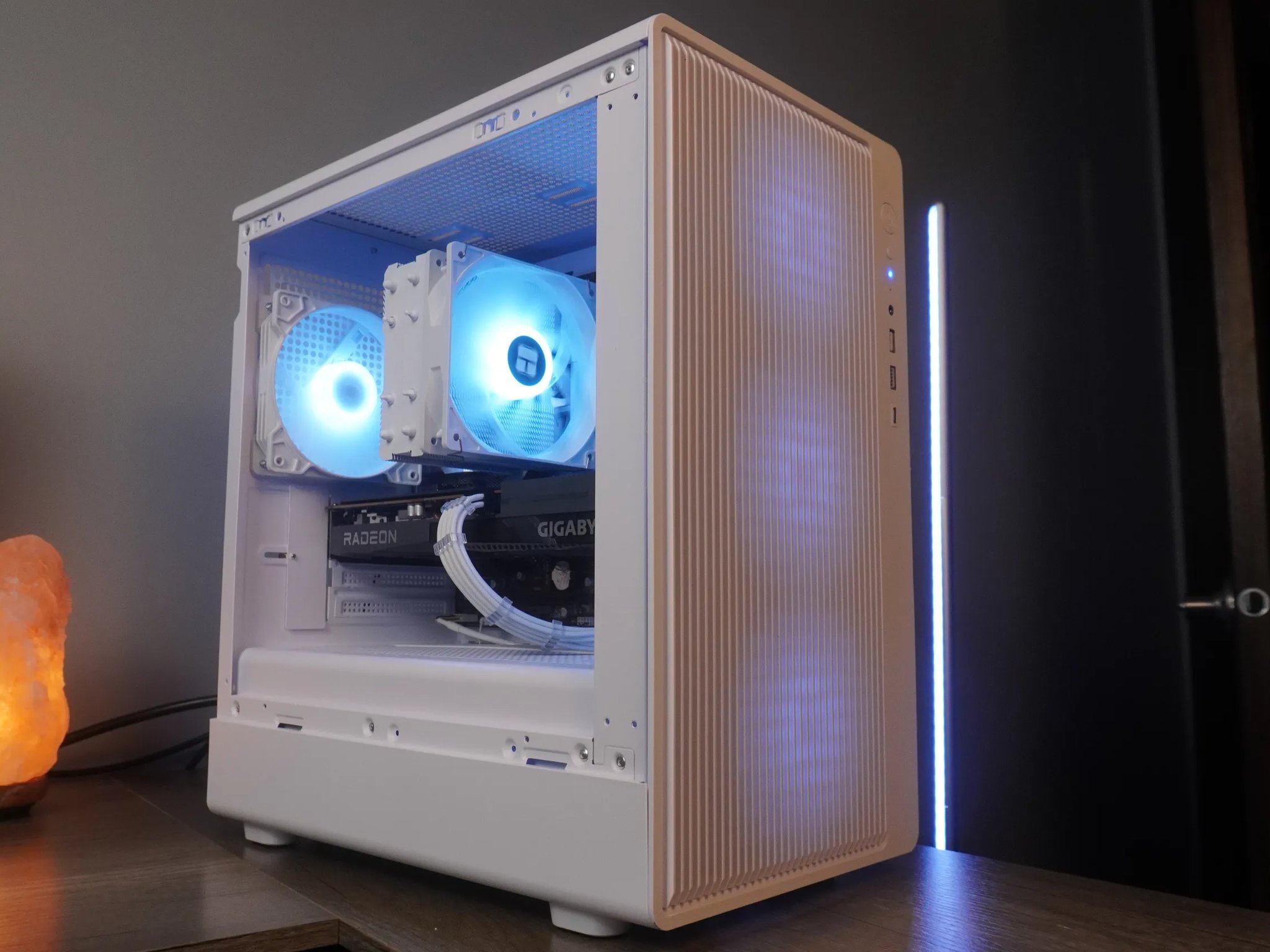 🤍ALL WHITE🤍 Price To Performance 💪 🧡RX 6600 🧡 Ryzen 5 5600 | 32GB | 1TB | WIN ACTI...