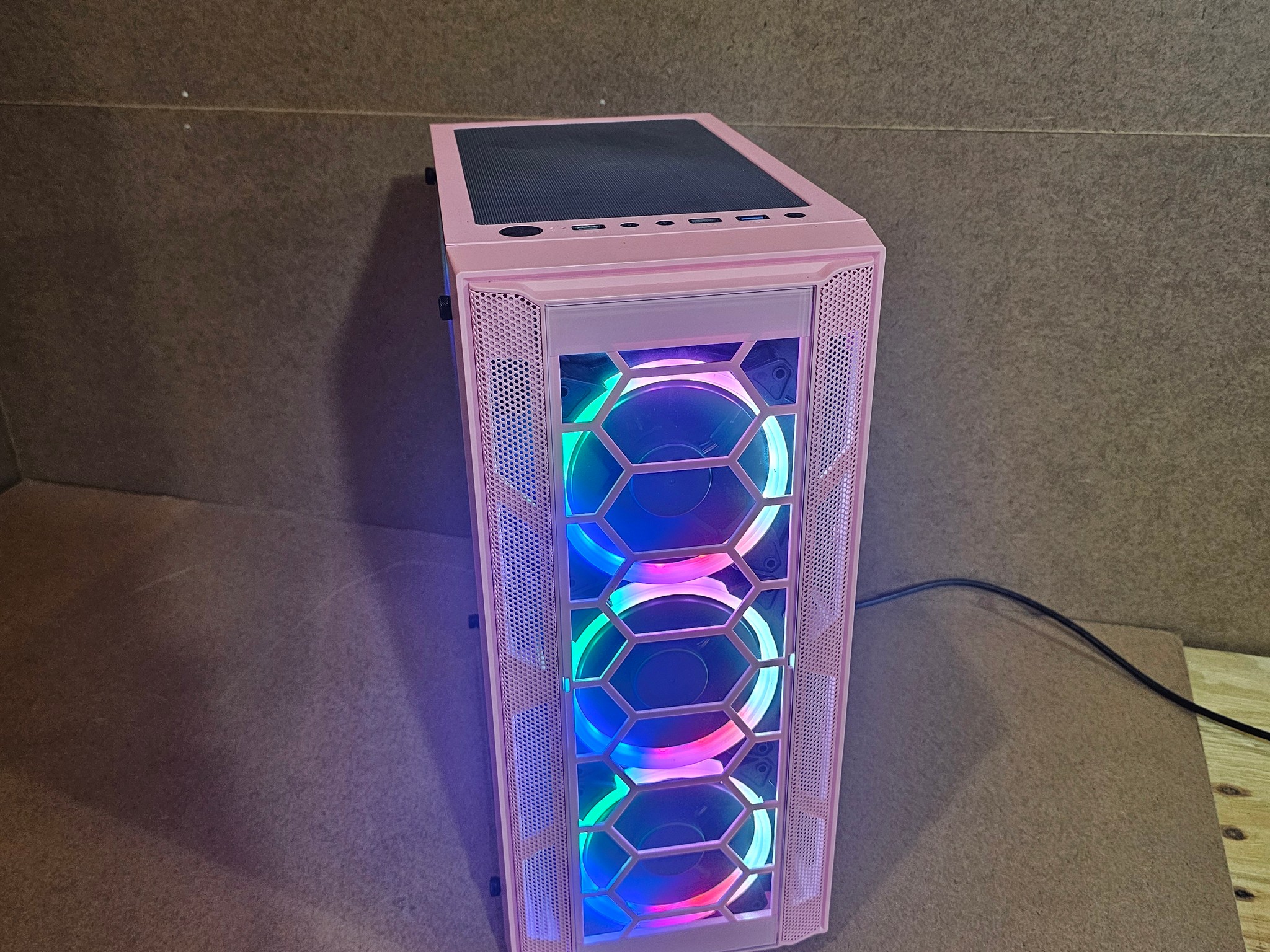 Custom Gaming Computer - R5 - GTX 1080 Ti - 16GB - 256GB SSD - 2TB HDD