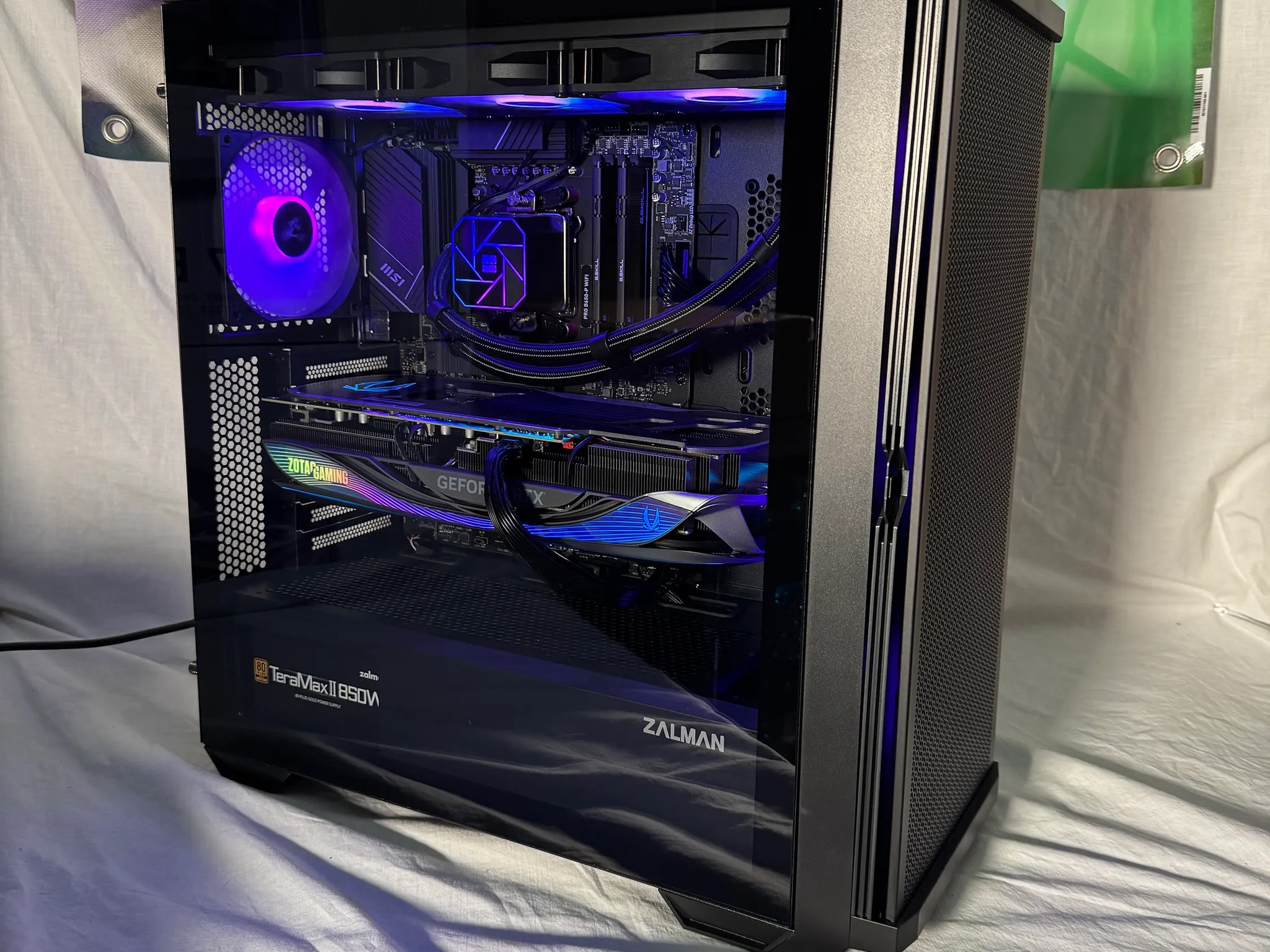 RTX 4070ti 7700x Gaming PC
