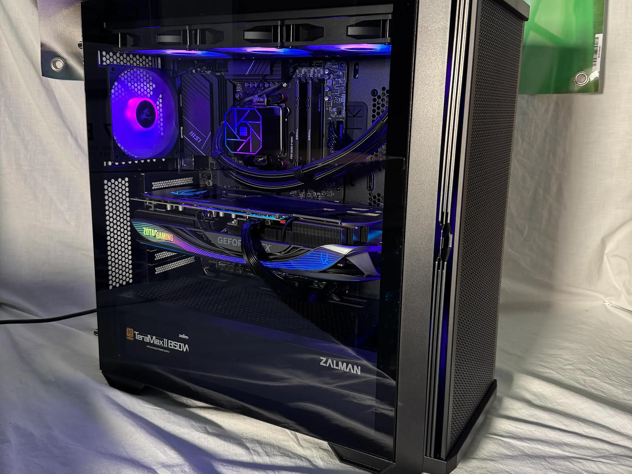 RTX 4070ti 7700x Gaming PC
