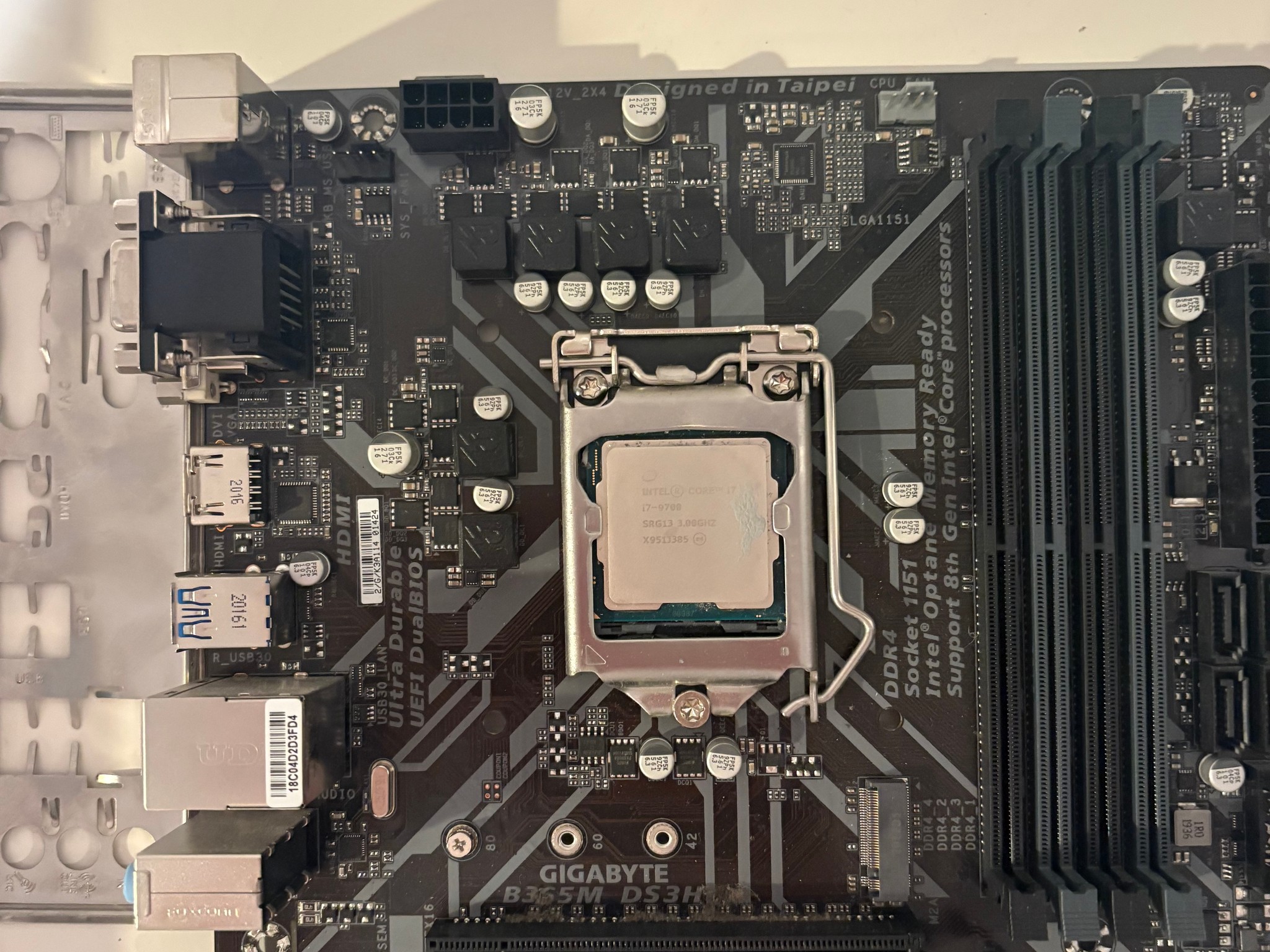 i7 9700 + Gigabyte B360 Motherboard Combo