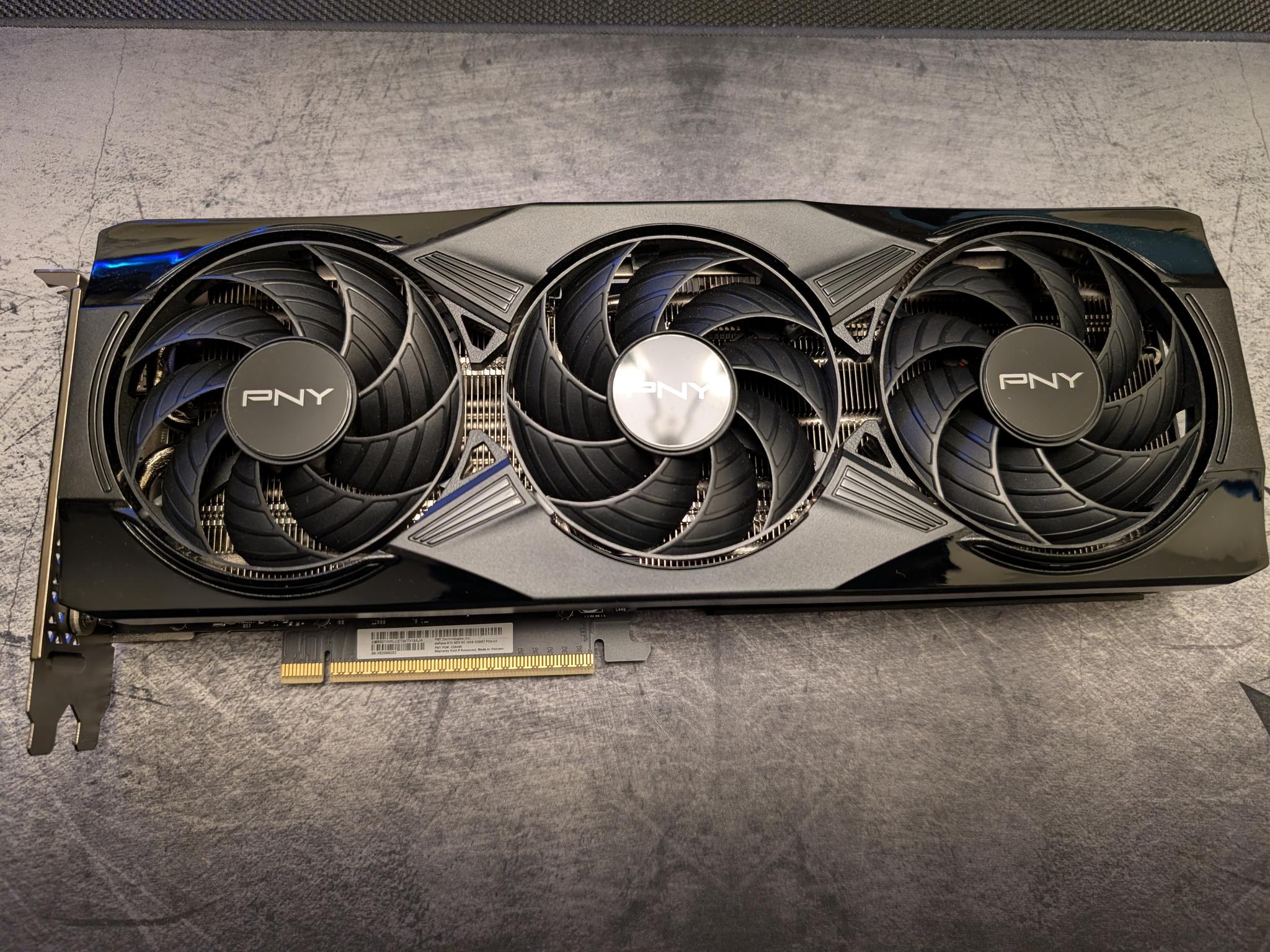 PNY GeForce RTX 5070 Overclocked Triple Fan