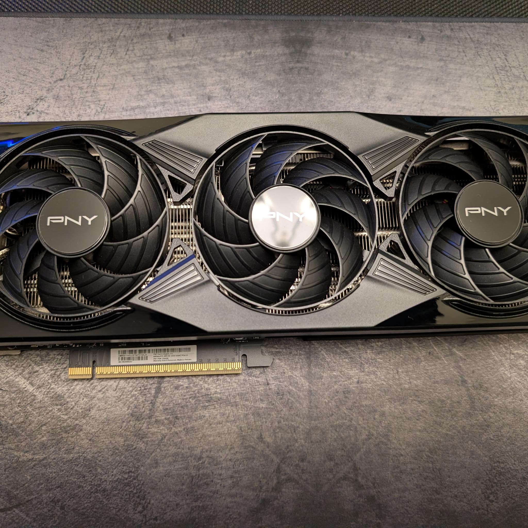 PNY GeForce RTX 5070 Overclocked Triple Fan