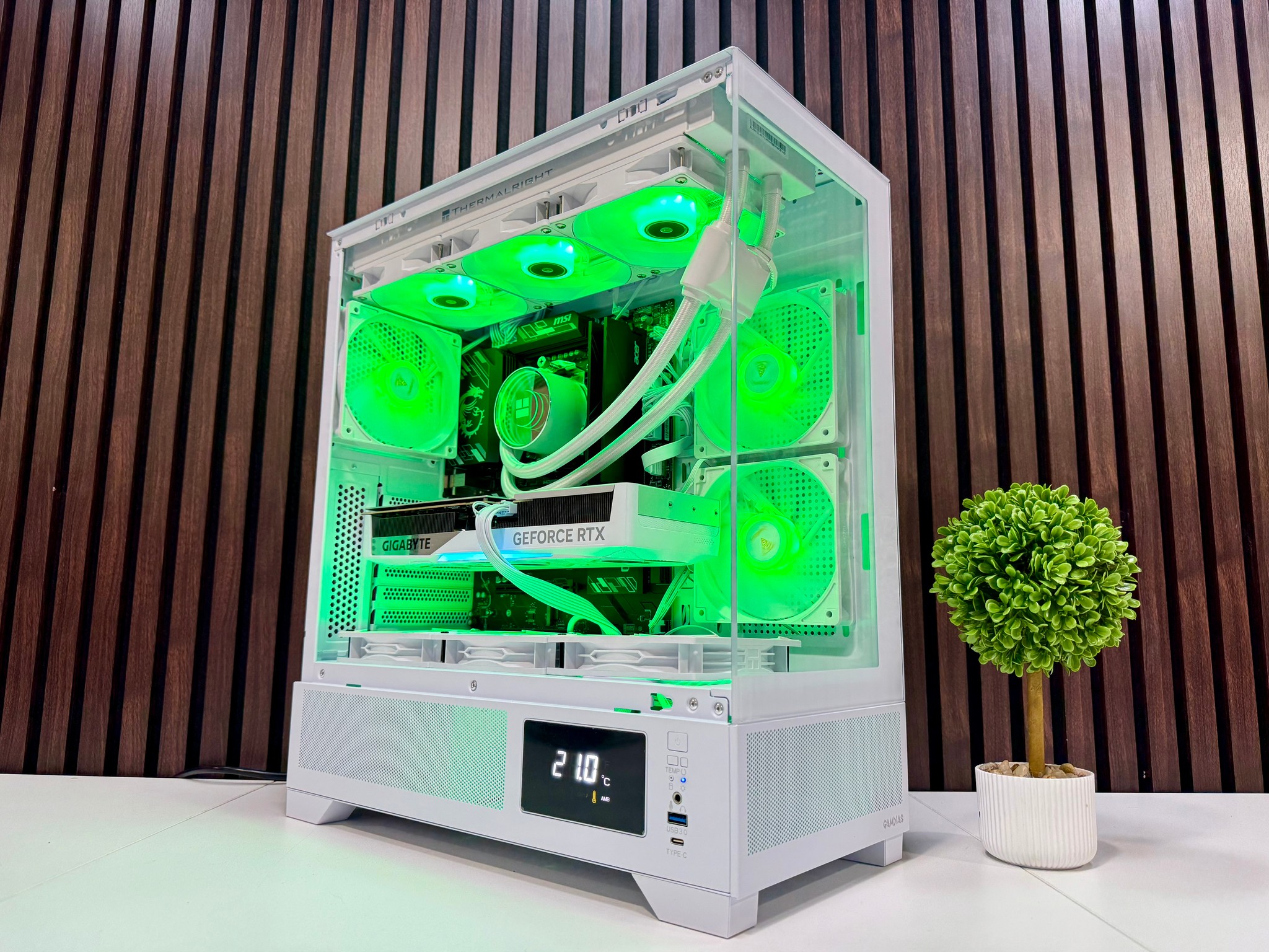 5070TI | Ryzen 7800X3D | 32GB DDR5 | 2TB M.2 | 850 W Gold PSU | ARGB Fans | Windows 11