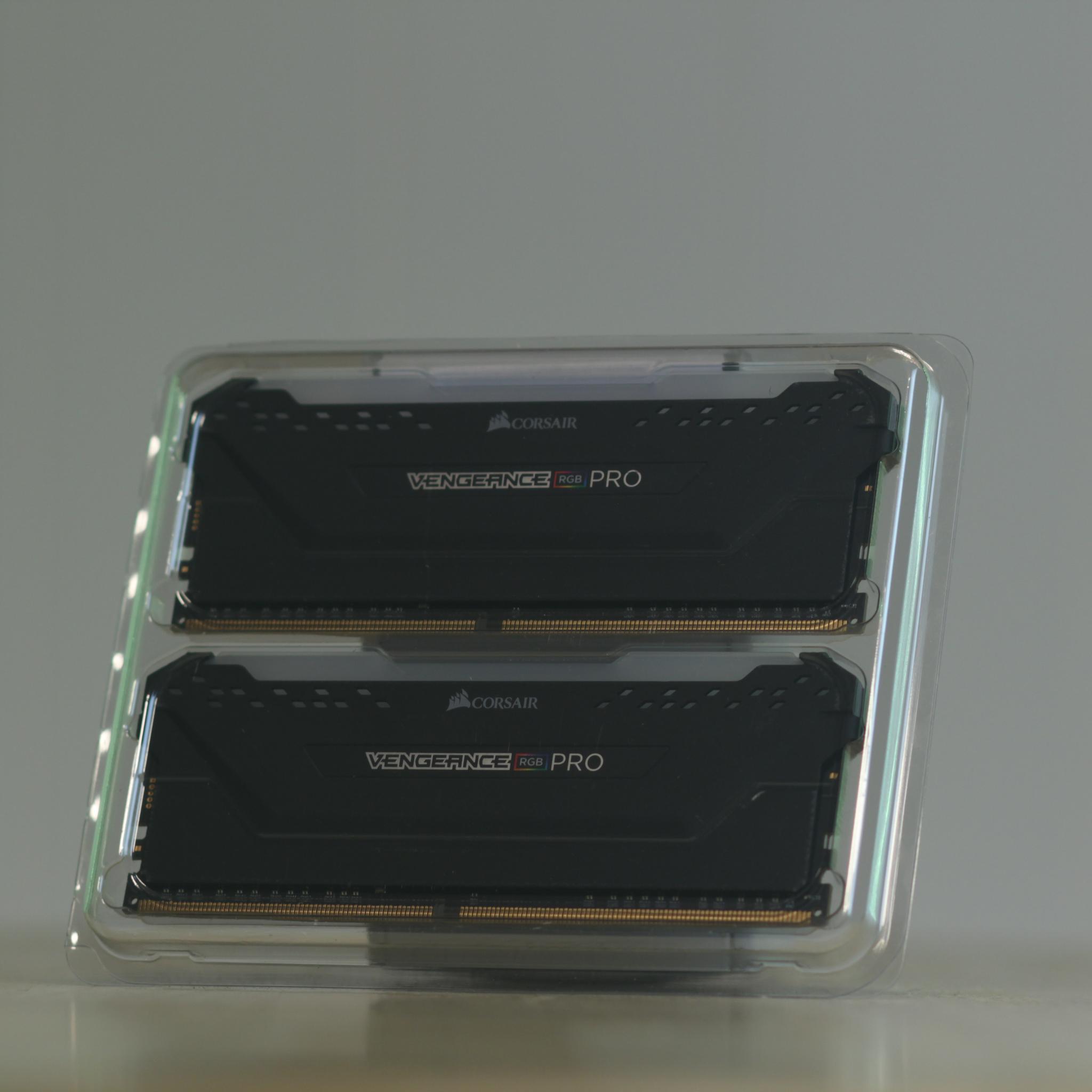 Corsair Vengeance RGB PRO DDR4 32GB (2x16gb) 3200mhz CL16
