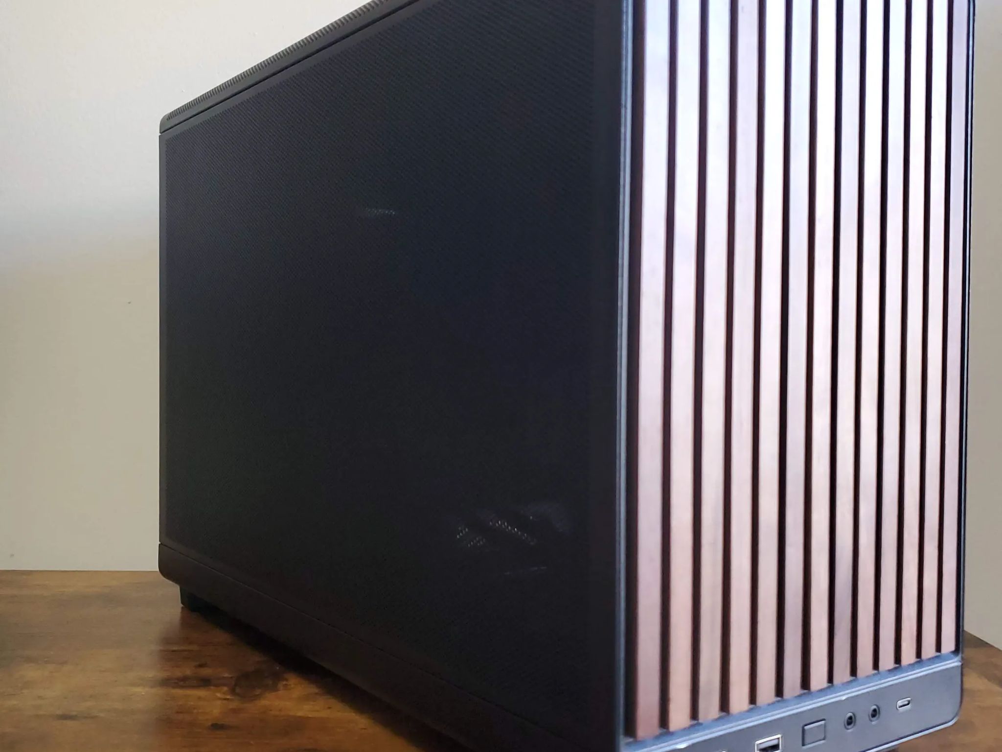 Lian Li A3 Wood Gaming PC | Ryzen 5 5500 | RX 6600 | 16GB DDR4 RAM| 1 TB NVME | Wifi