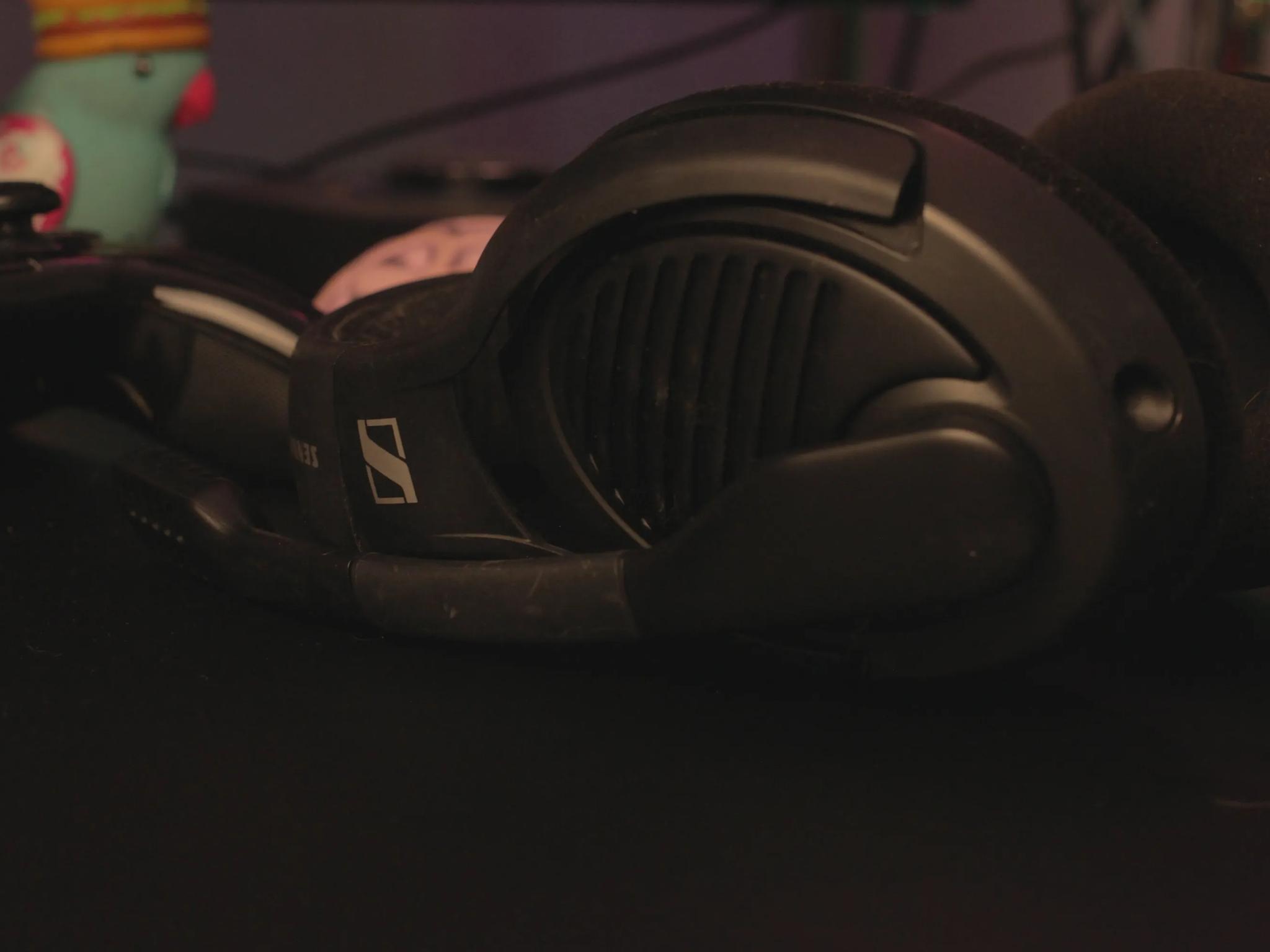 Sennheiser pc37x headphones
