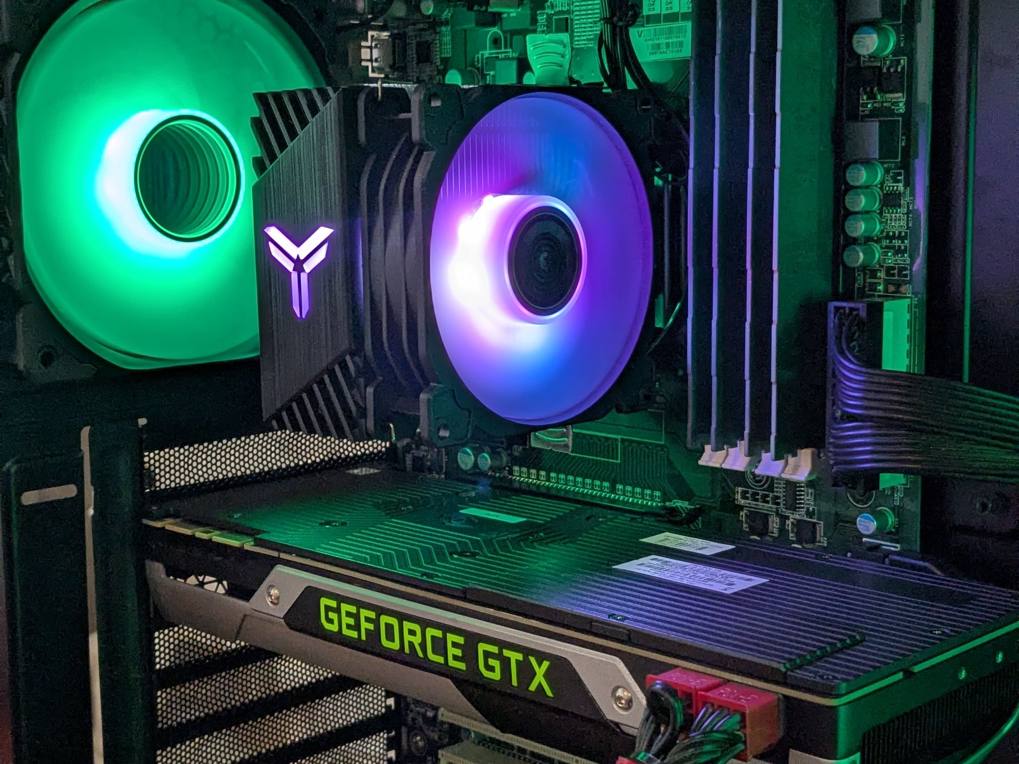 120 FPS Fortnite | 180 Day Warranty | i7-4790, 16GB RAM, 480GB SSD, GTX 980, Wifi, Win or Linux