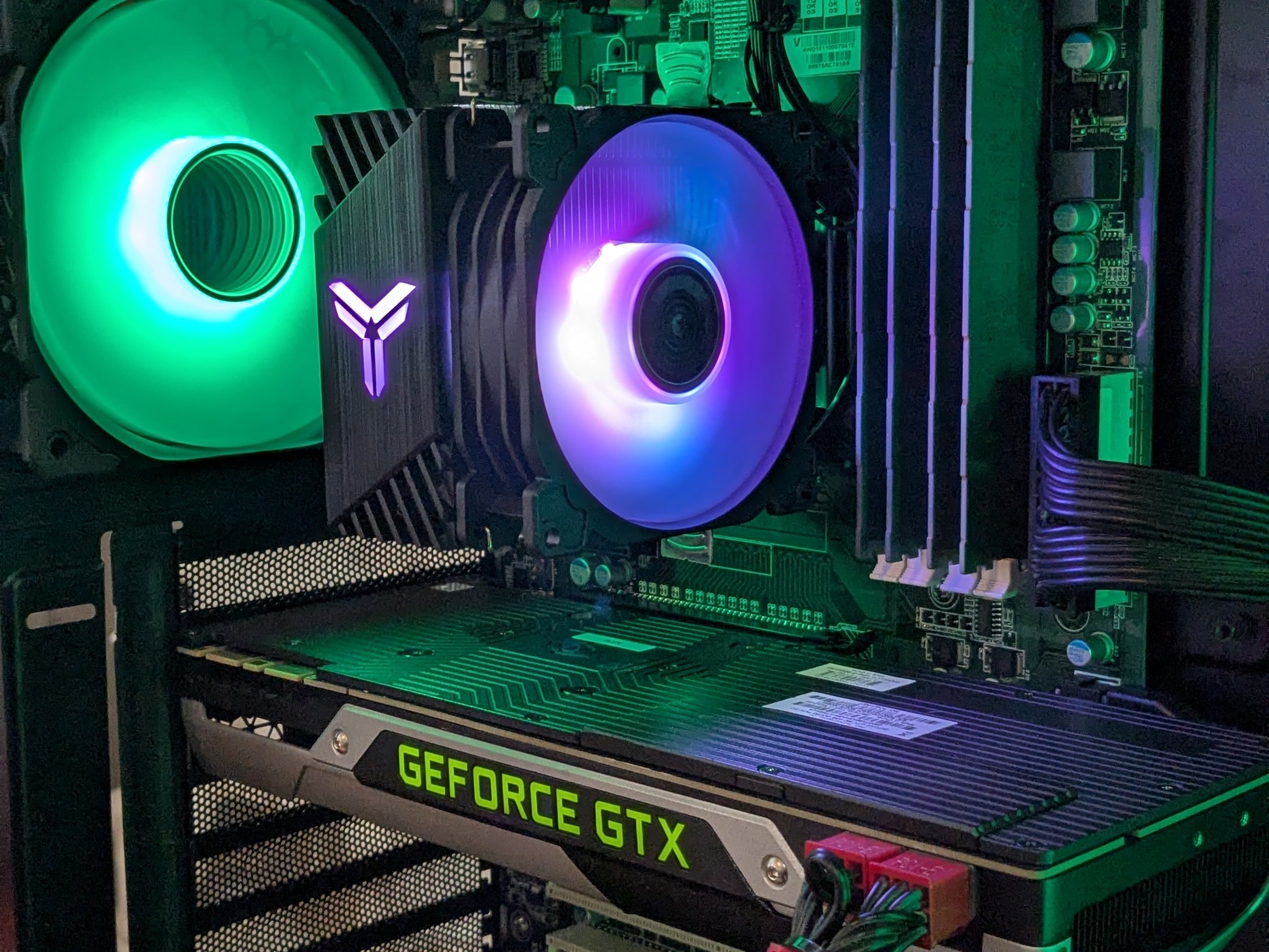 120 FPS Fortnite | 180 Day Warranty | i7-4790, 16GB RAM, 480GB SSD, GTX 980, Wifi, Win or Linux