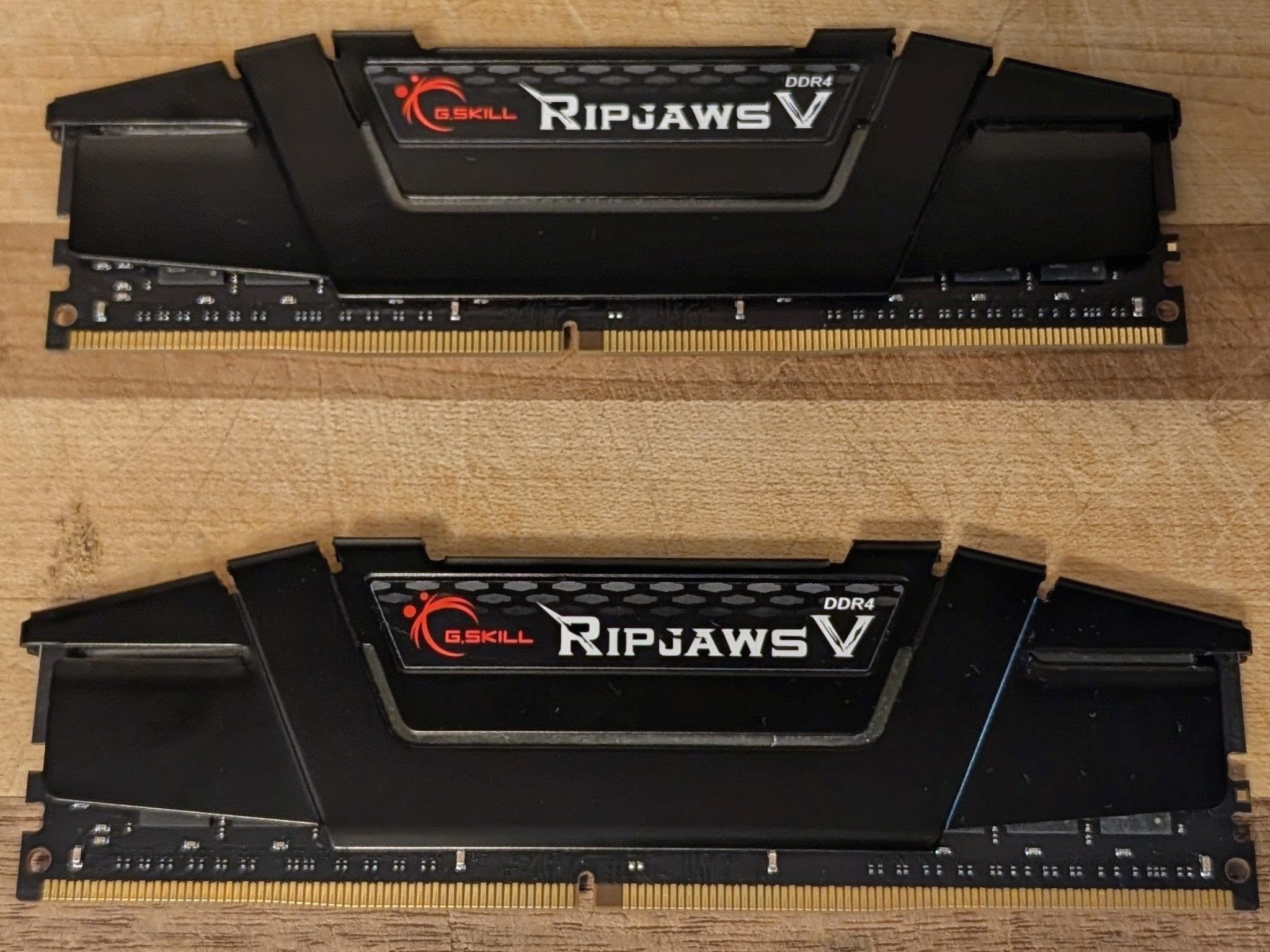 DDR4 32GB (2x16) Gskill Ripjaws