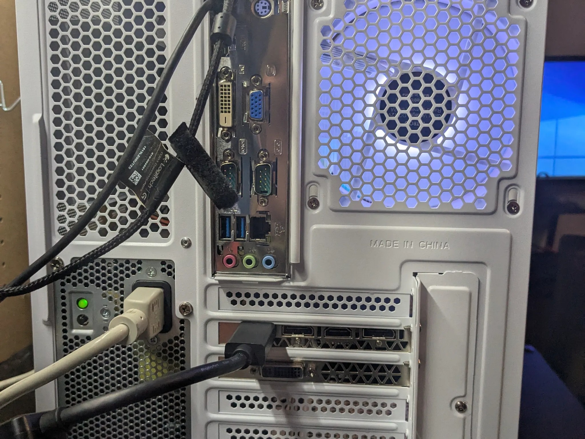 100 FPS Fortnite | 180 Day Warranty | RGB, WiFi, i5-4590, GTX 970 4GB, 16GB RAM, 500GB SSD, Win10