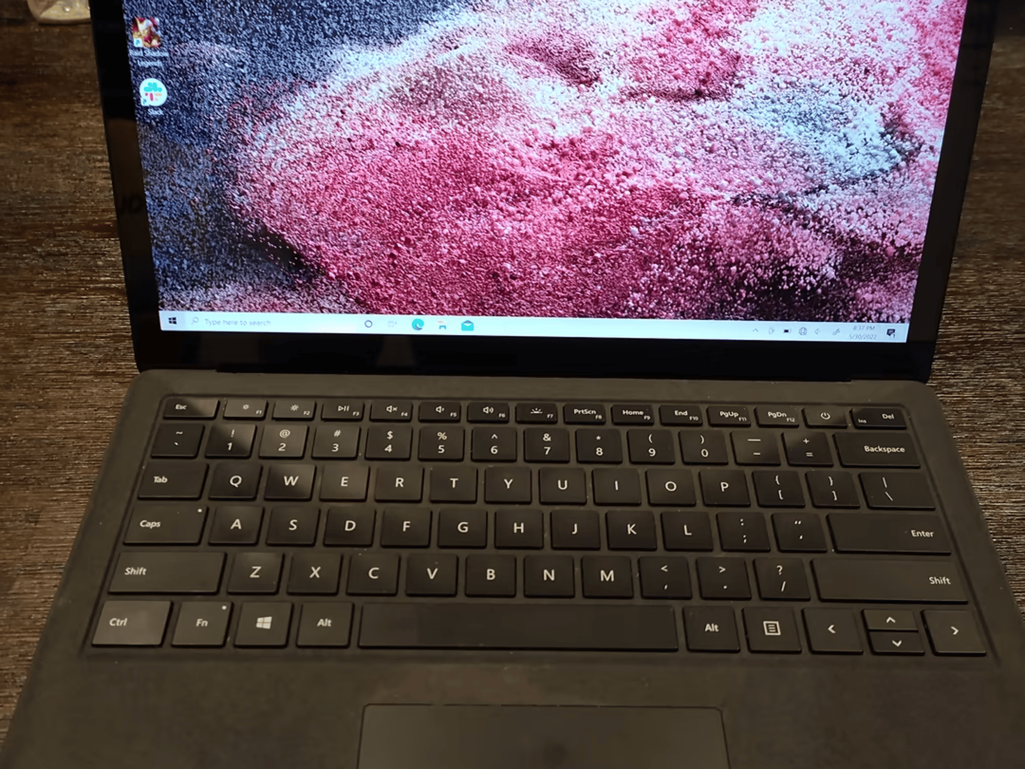 Microsoft Surface Laptop 2 SCRATCH AND DENT | i5 8250U | 8GB Ram | 256GB SSD